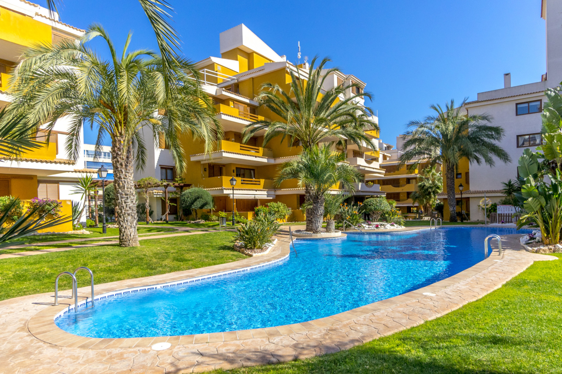 Revente - Apartment - Orihuela Costa - Punta Prima