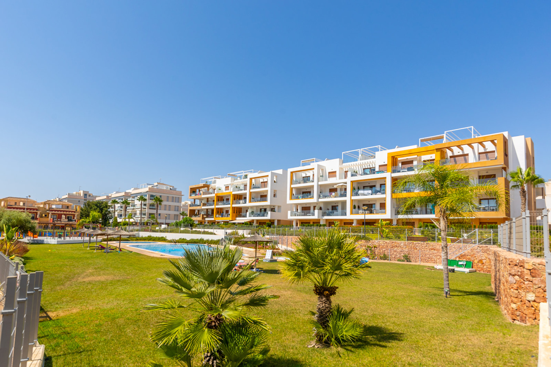 Revente - Apartment - Orihuela Costa - Villamartin