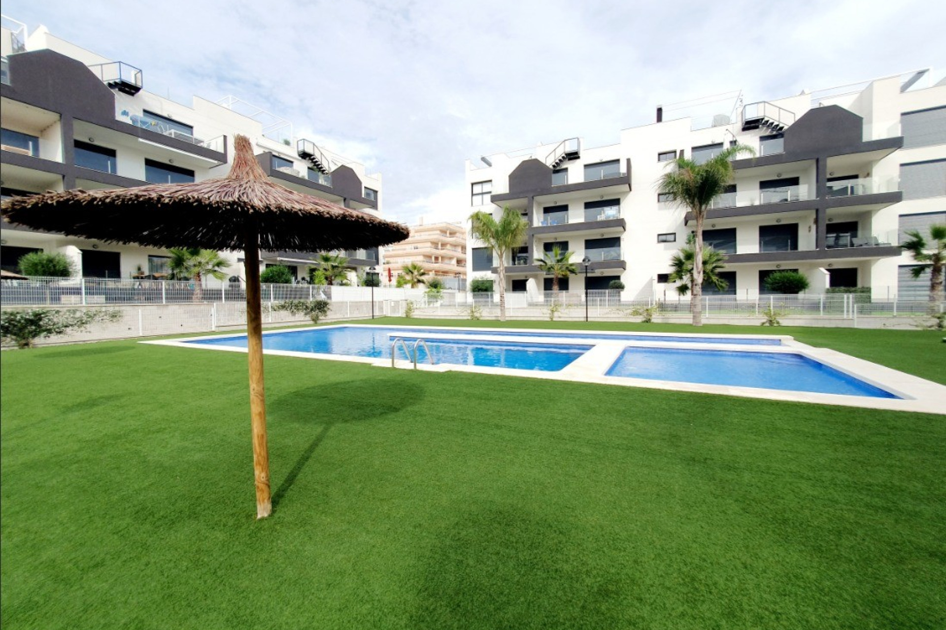 Revente - Apartment - Orihuela Costa - Villamartín