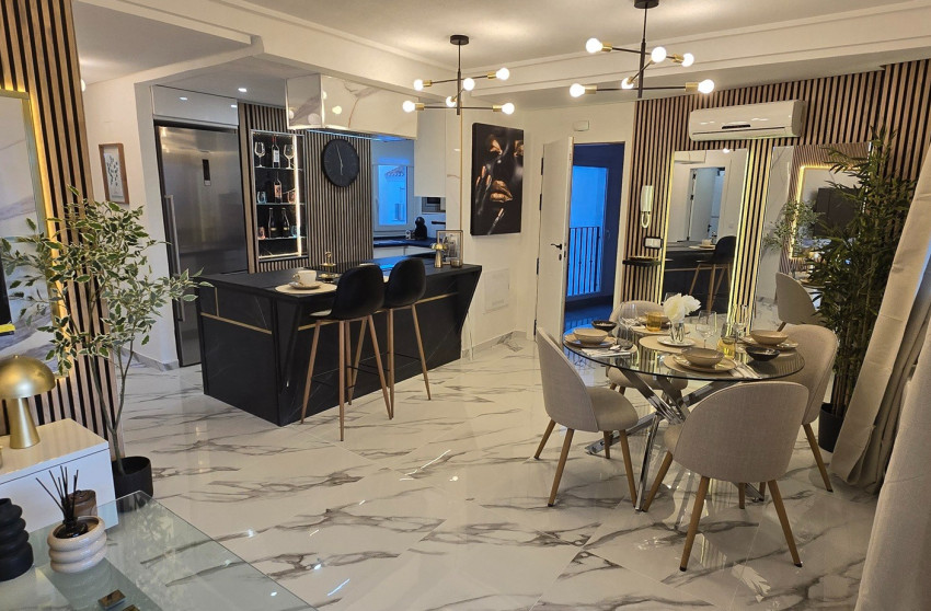 Revente - Apartment - Sucina