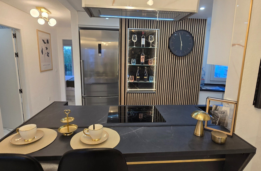 Revente - Apartment - Sucina