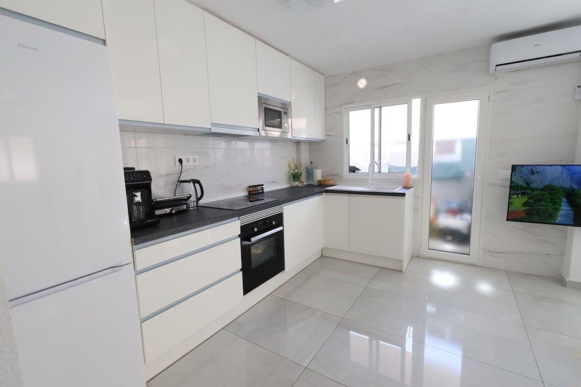 Revente - Apartment - Torrevieja - Acequion