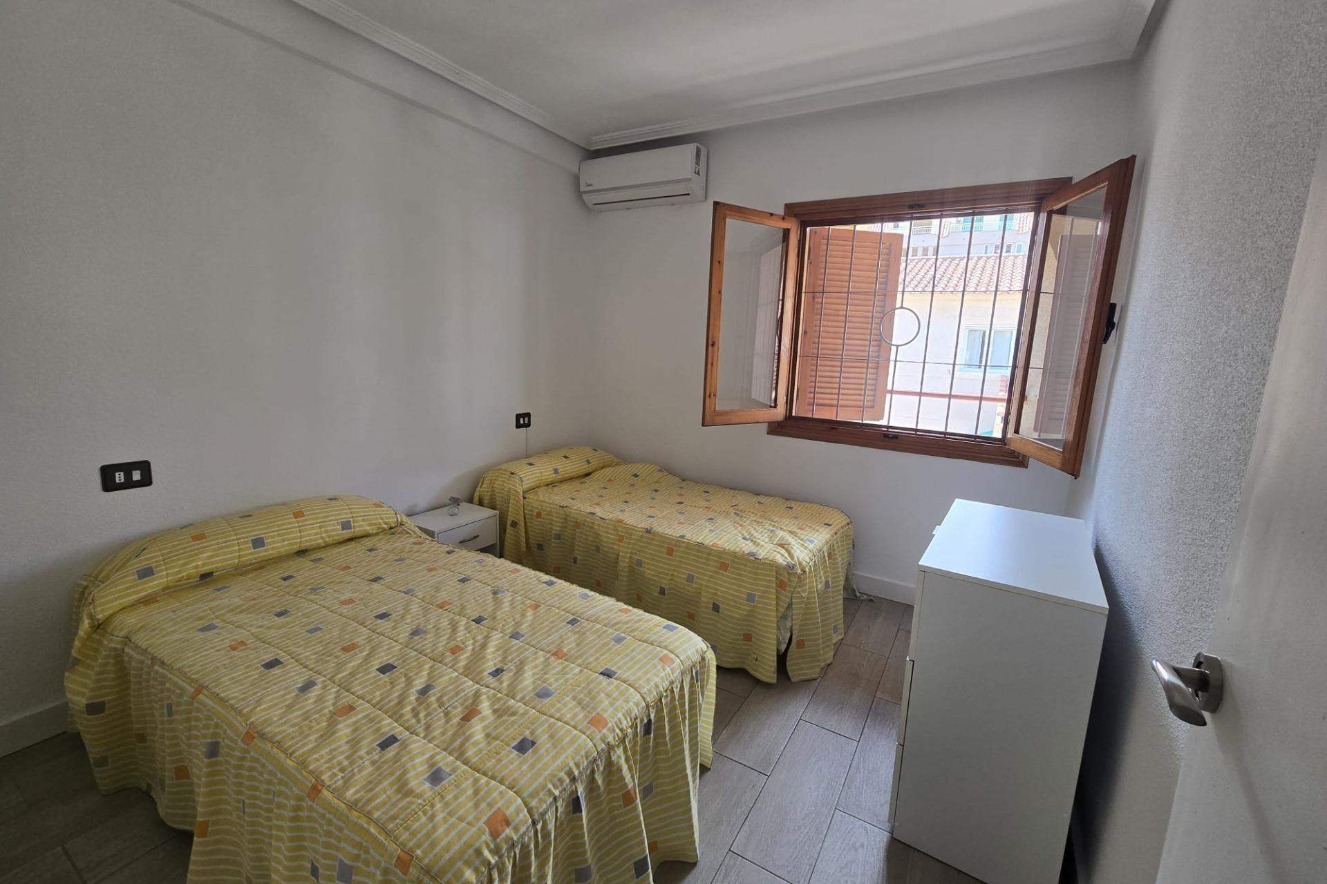 Revente - Apartment - Torrevieja - Acequion