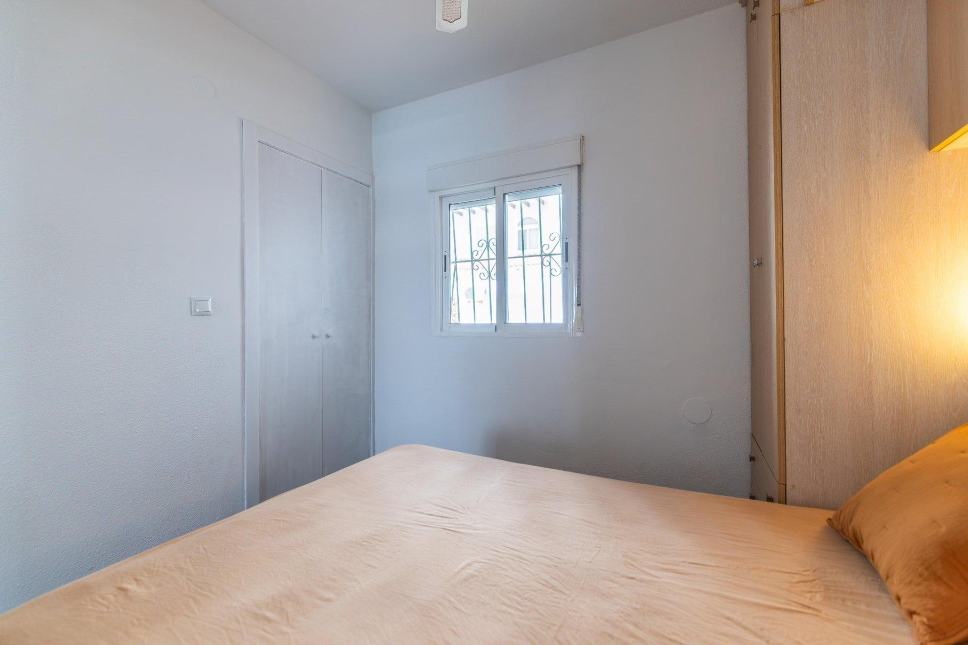 Revente - Apartment - Torrevieja - Acequion