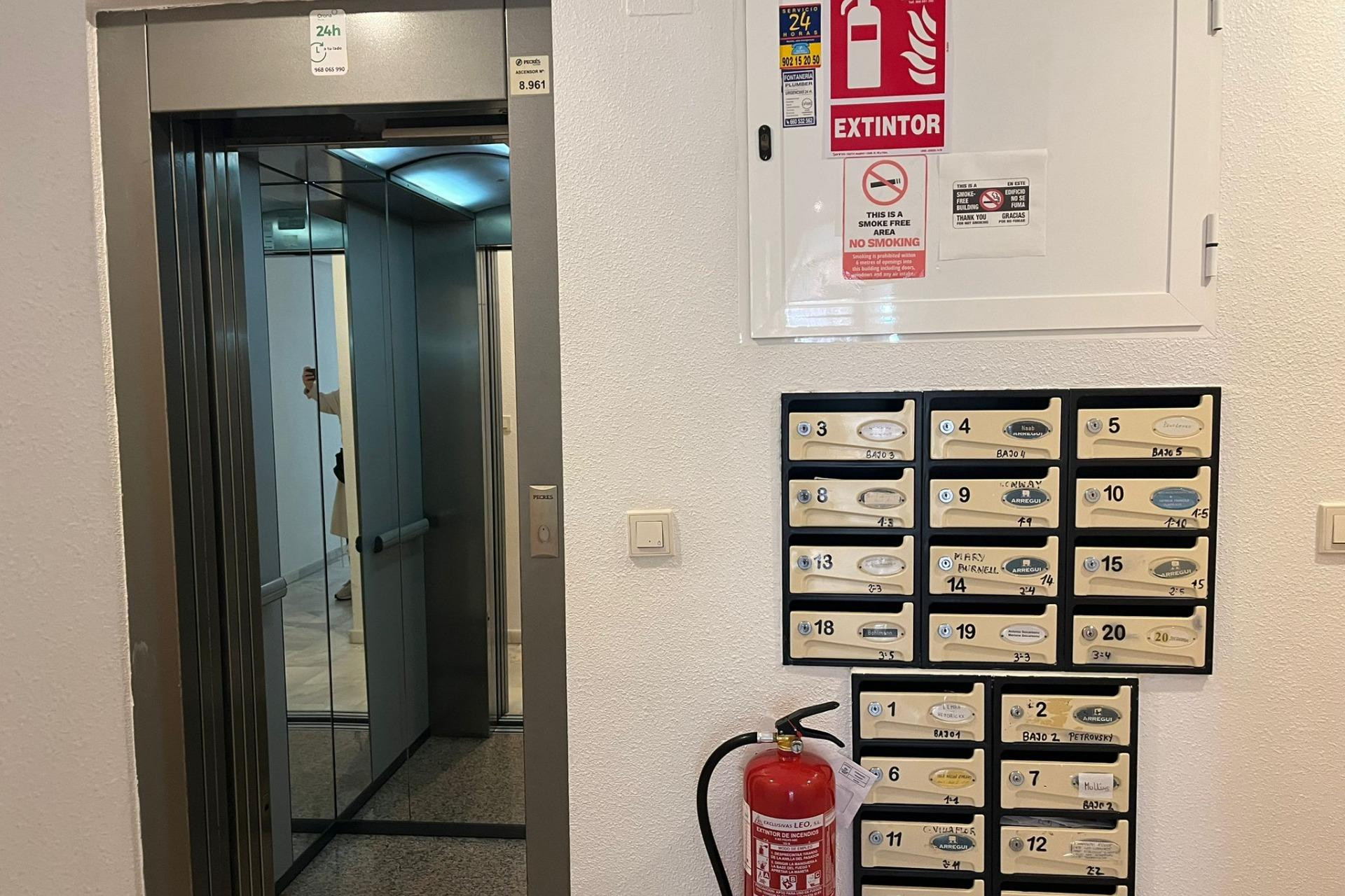 Revente - Apartment - Torrevieja - Cabo cervera