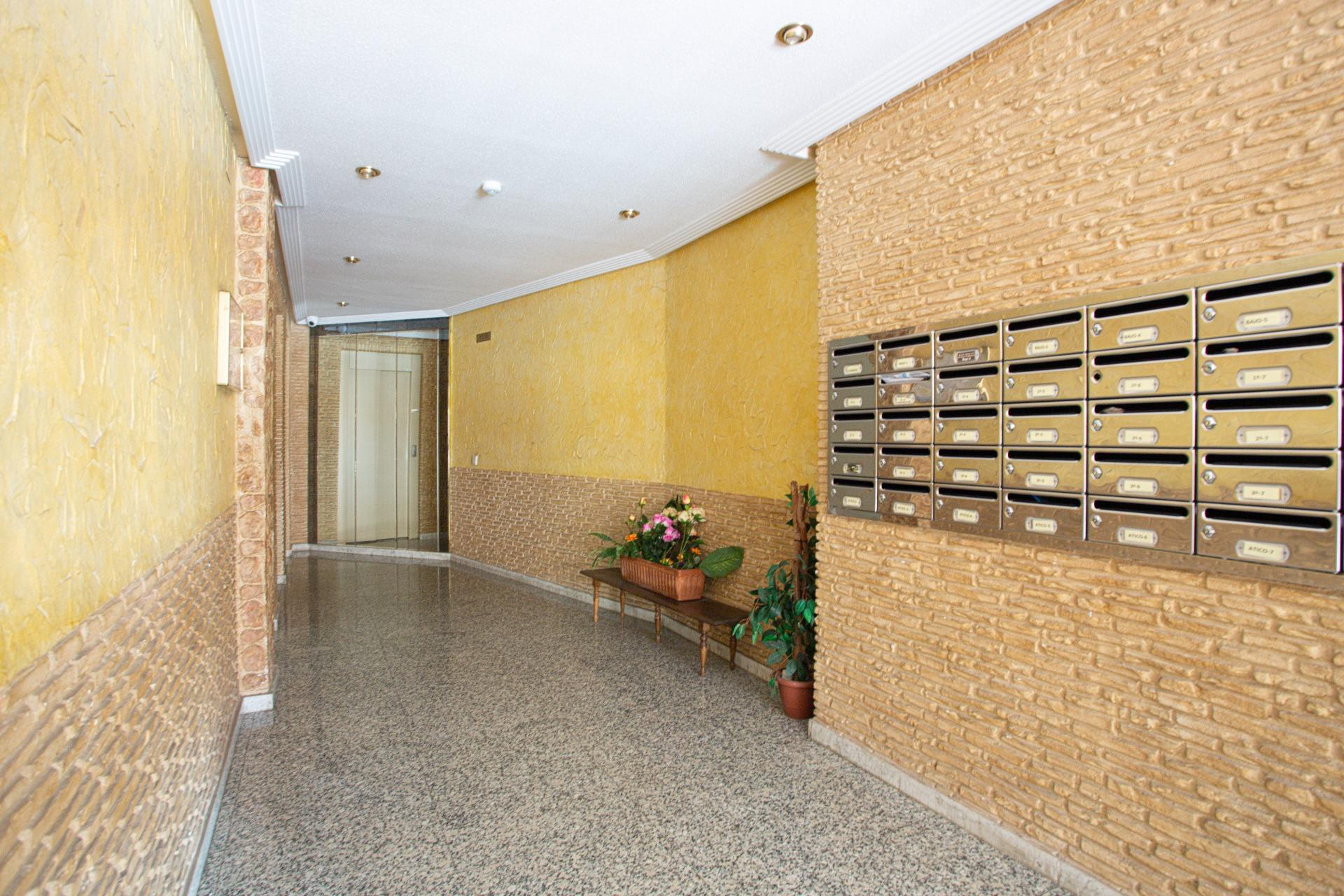 Revente - Apartment - Torrevieja - Centro