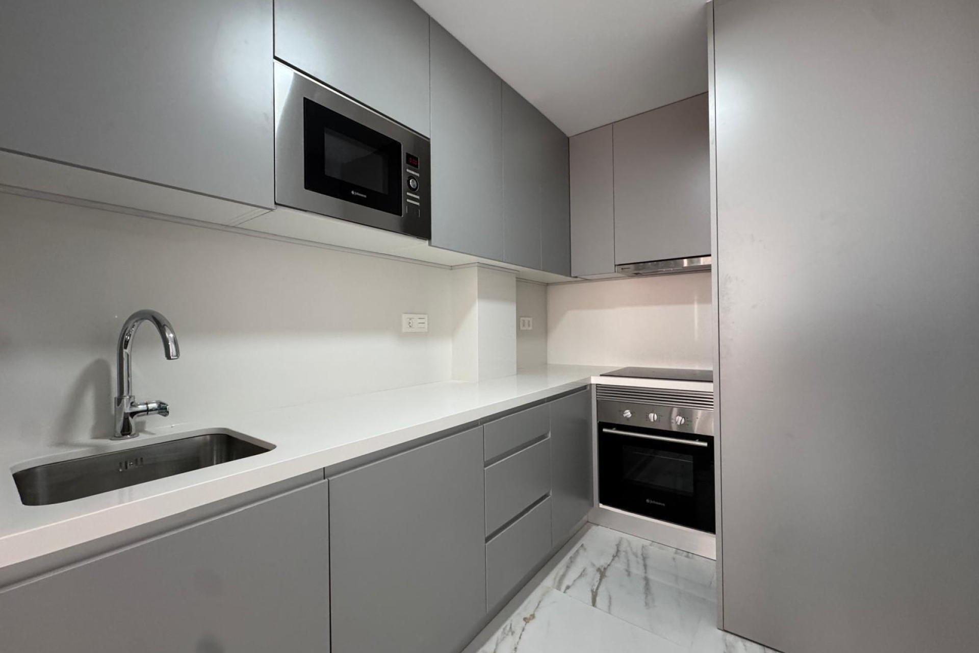 Revente - Apartment - Torrevieja - Centro