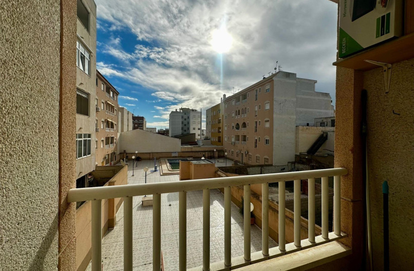 Revente - Apartment - Torrevieja - Centro