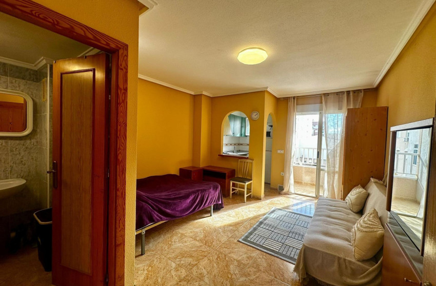 Revente - Apartment - Torrevieja - Centro