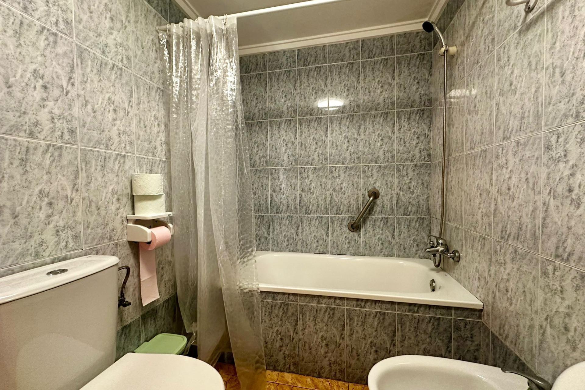 Revente - Apartment - Torrevieja - Centro