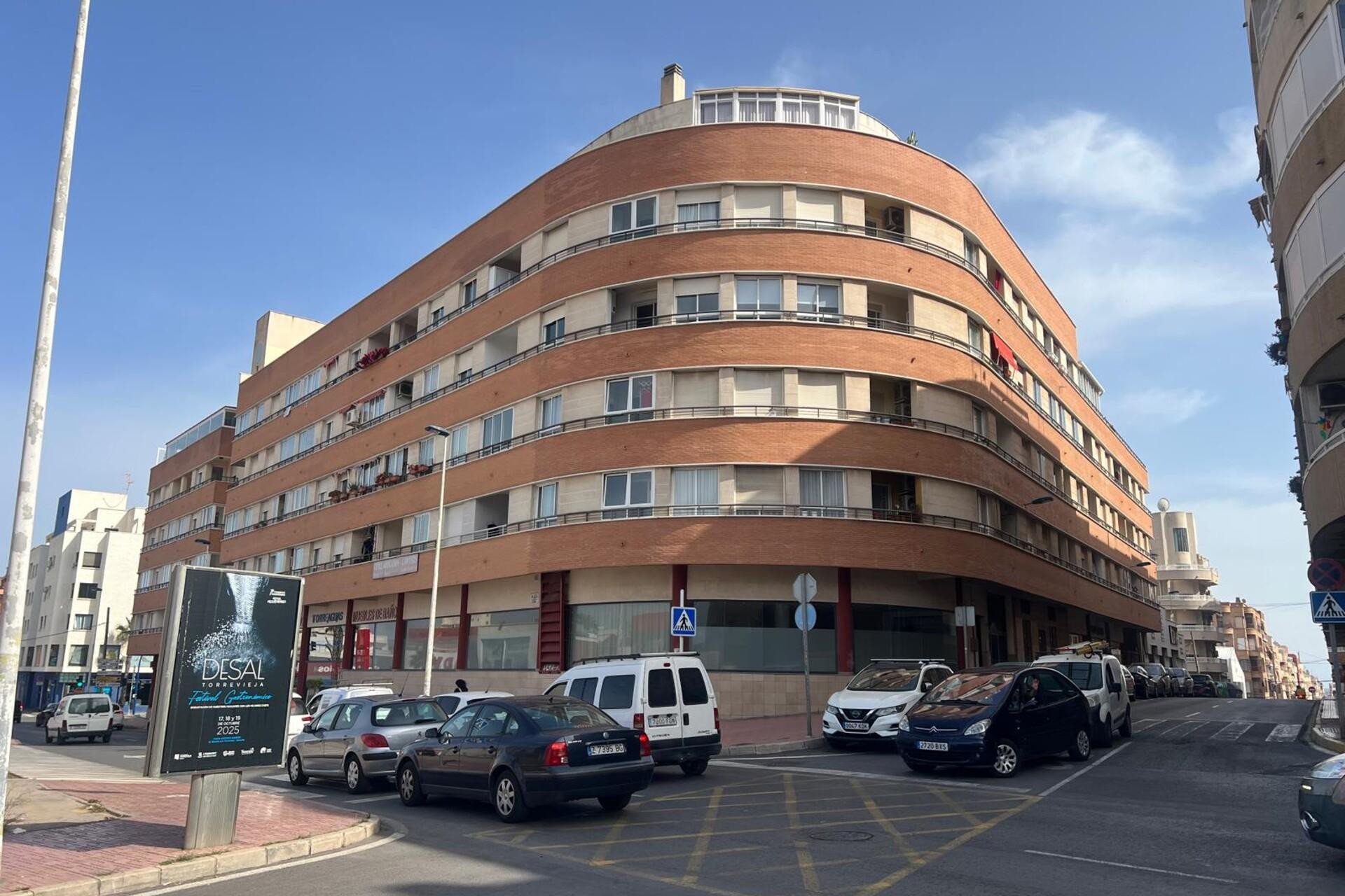 Revente - Apartment - Torrevieja - Centro