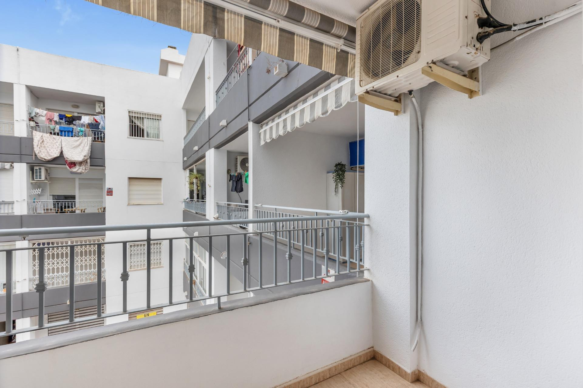 Revente - Apartment - Torrevieja - El molino