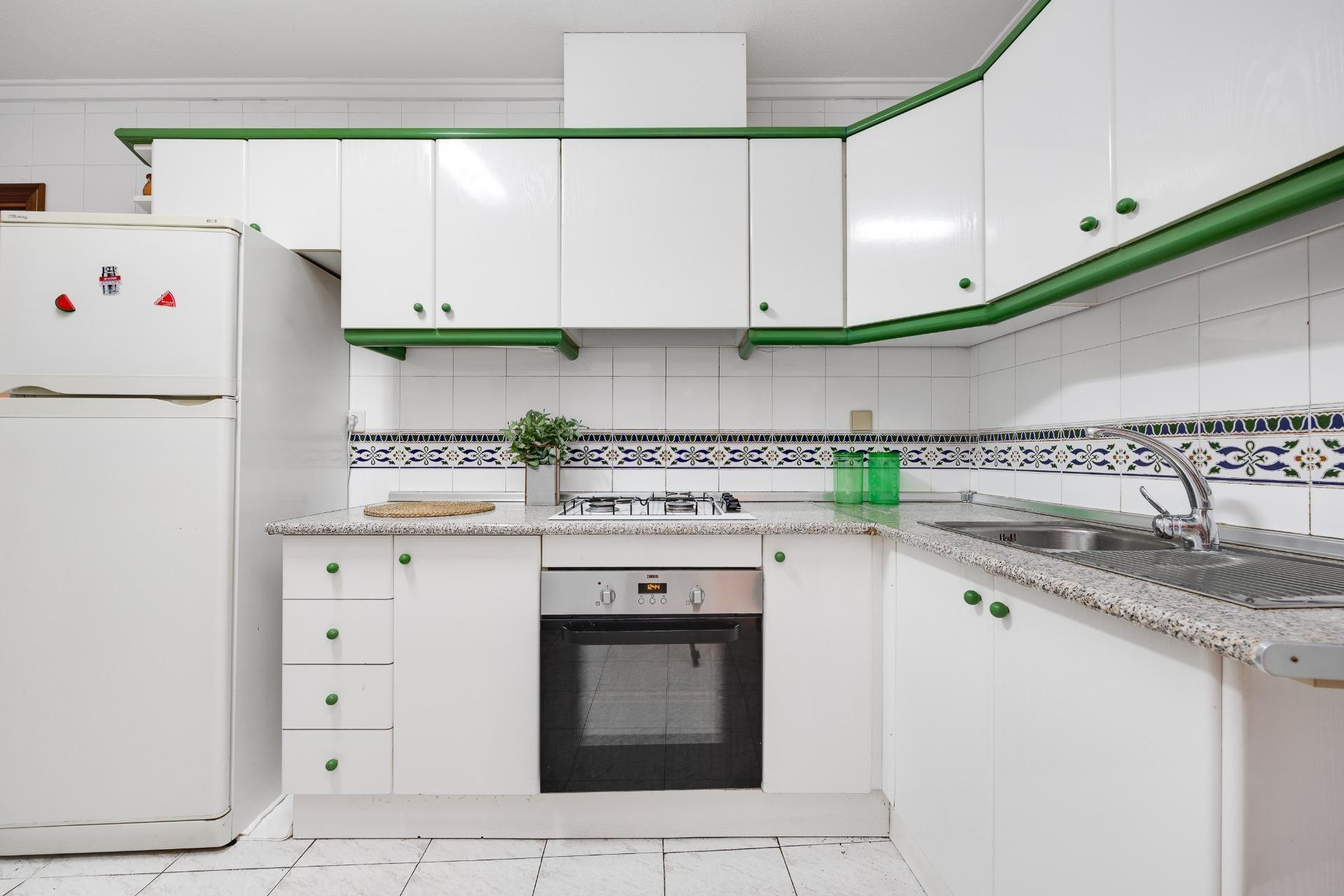 Revente - Apartment - Torrevieja - Estacion de autobuses