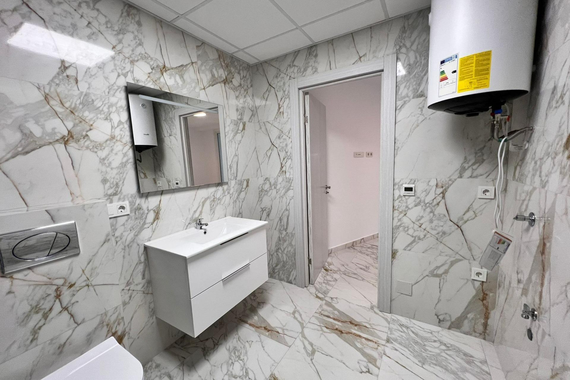 Revente - Apartment - Torrevieja - Estacion de autobuses