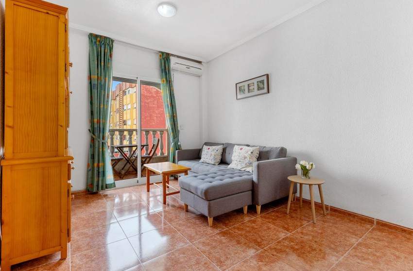 Revente - Apartment - Torrevieja - Estacion de autobuses