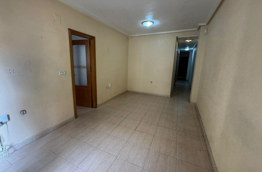 Revente - Apartment - Torrevieja - Estacion de autobuses