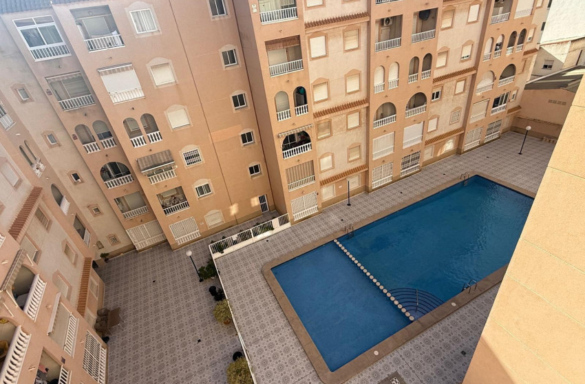 Revente - Apartment - Torrevieja - Estacion de autobuses