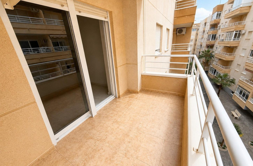 Revente - Apartment - Torrevieja - Estacion de autobuses
