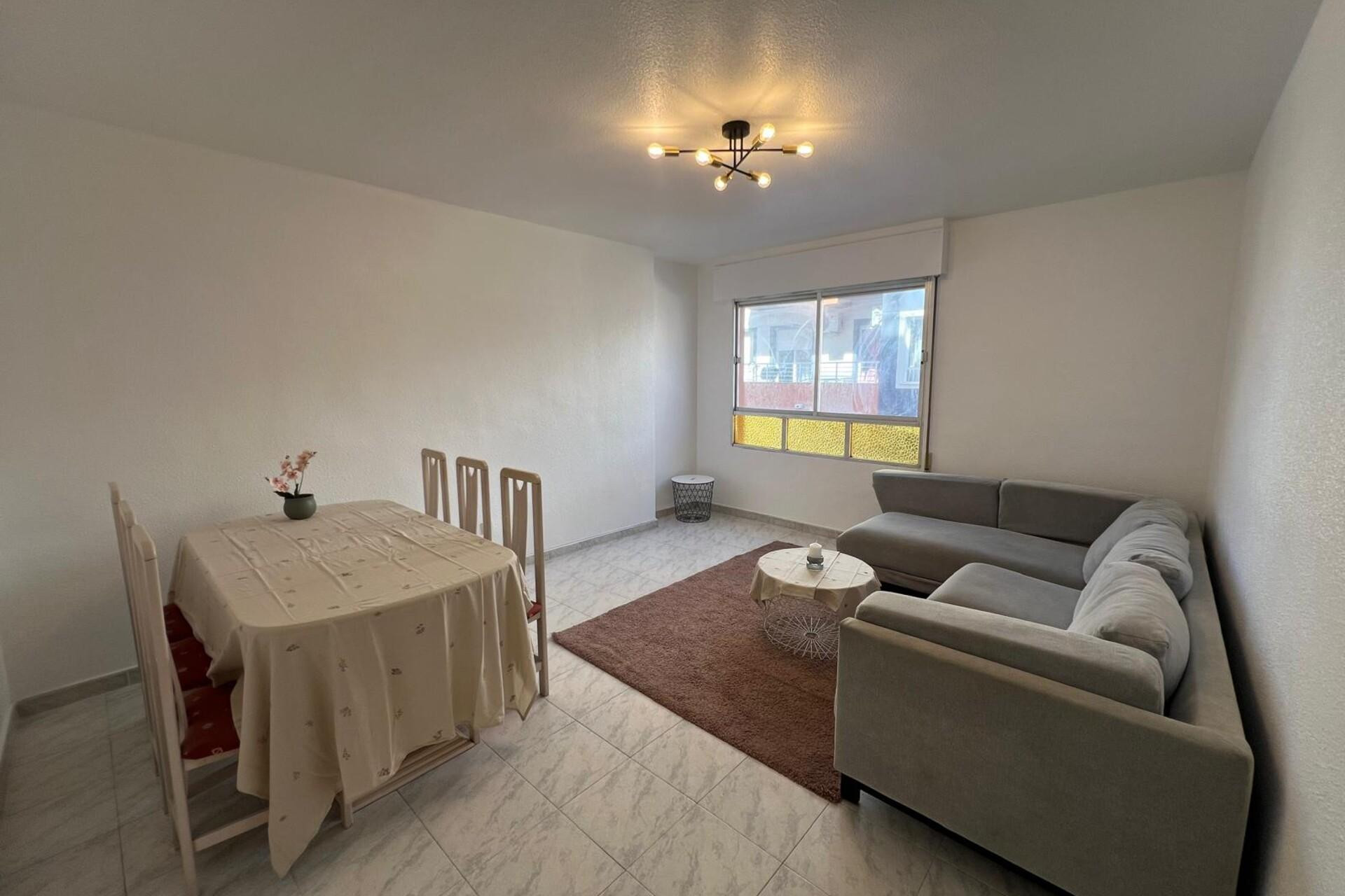 Revente - Apartment - Torrevieja - Estacion de autobuses