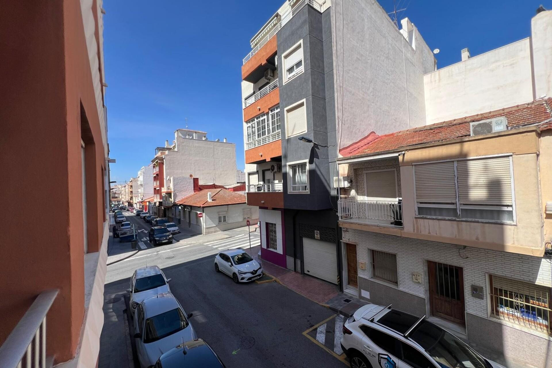 Revente - Apartment - Torrevieja - Estacion de autobuses