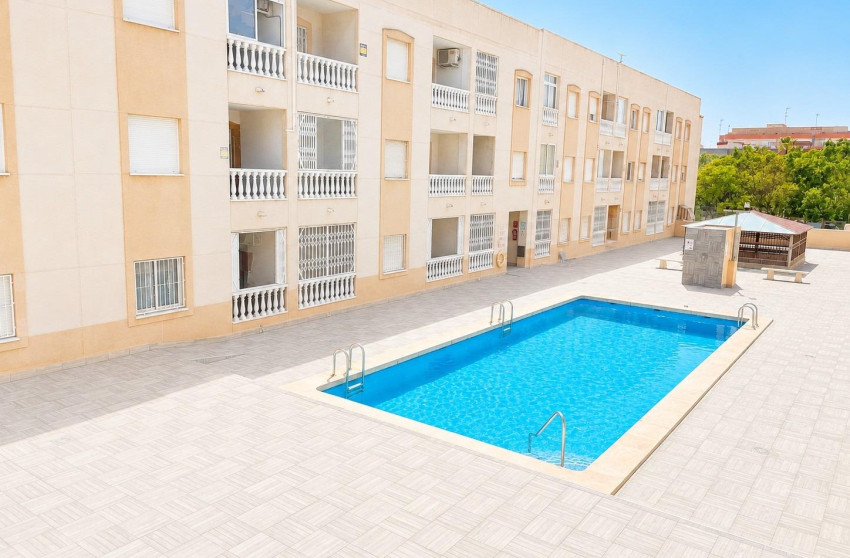Revente - Apartment - Torrevieja - Estacion de autobuses