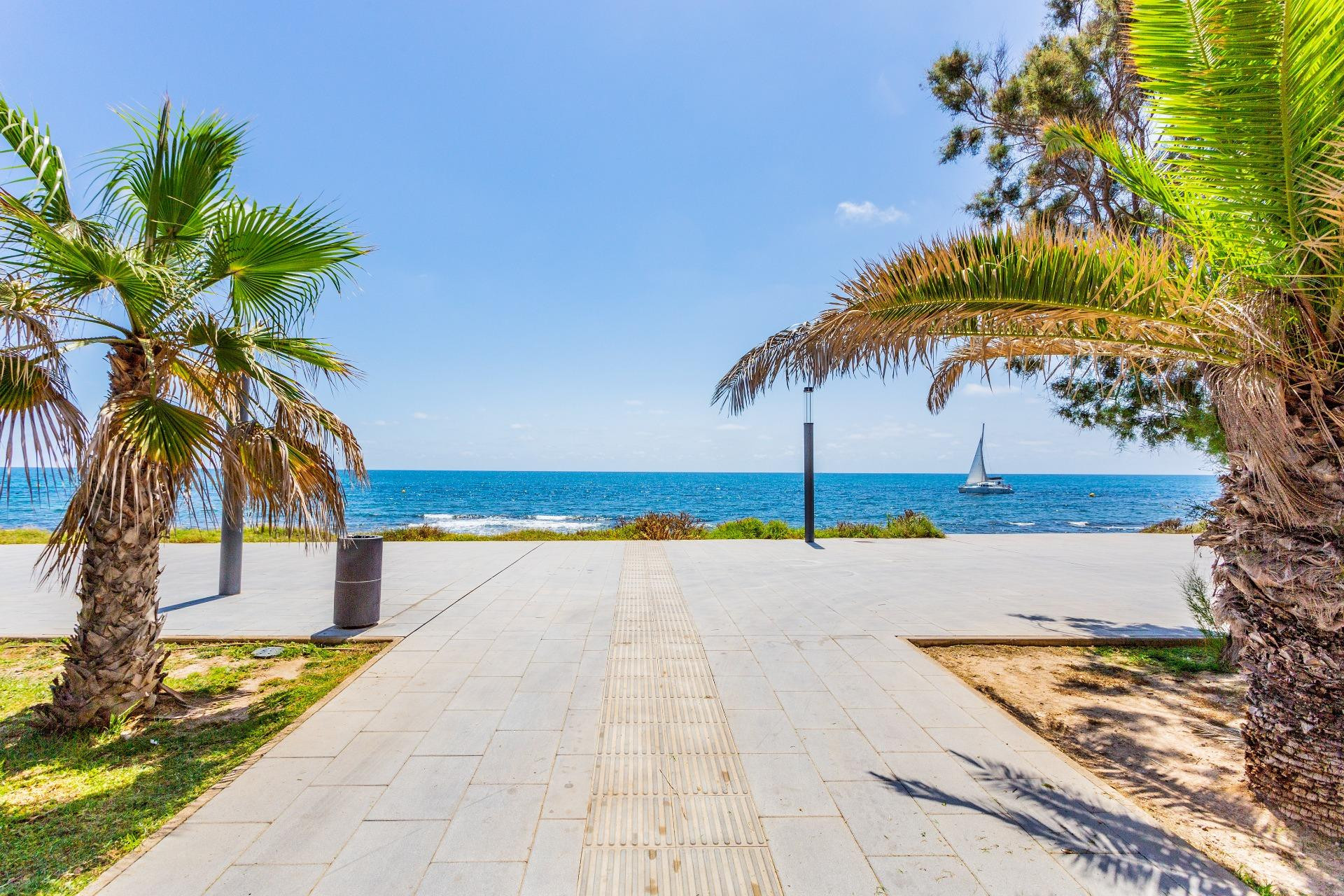 Revente - Apartment - Torrevieja - Estacion de autobuses