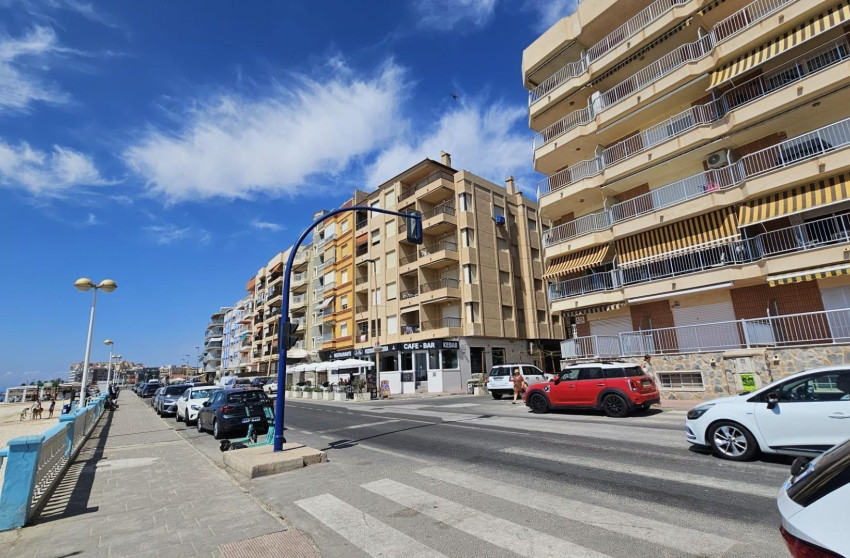 Revente - Apartment - Torrevieja - Habaneras