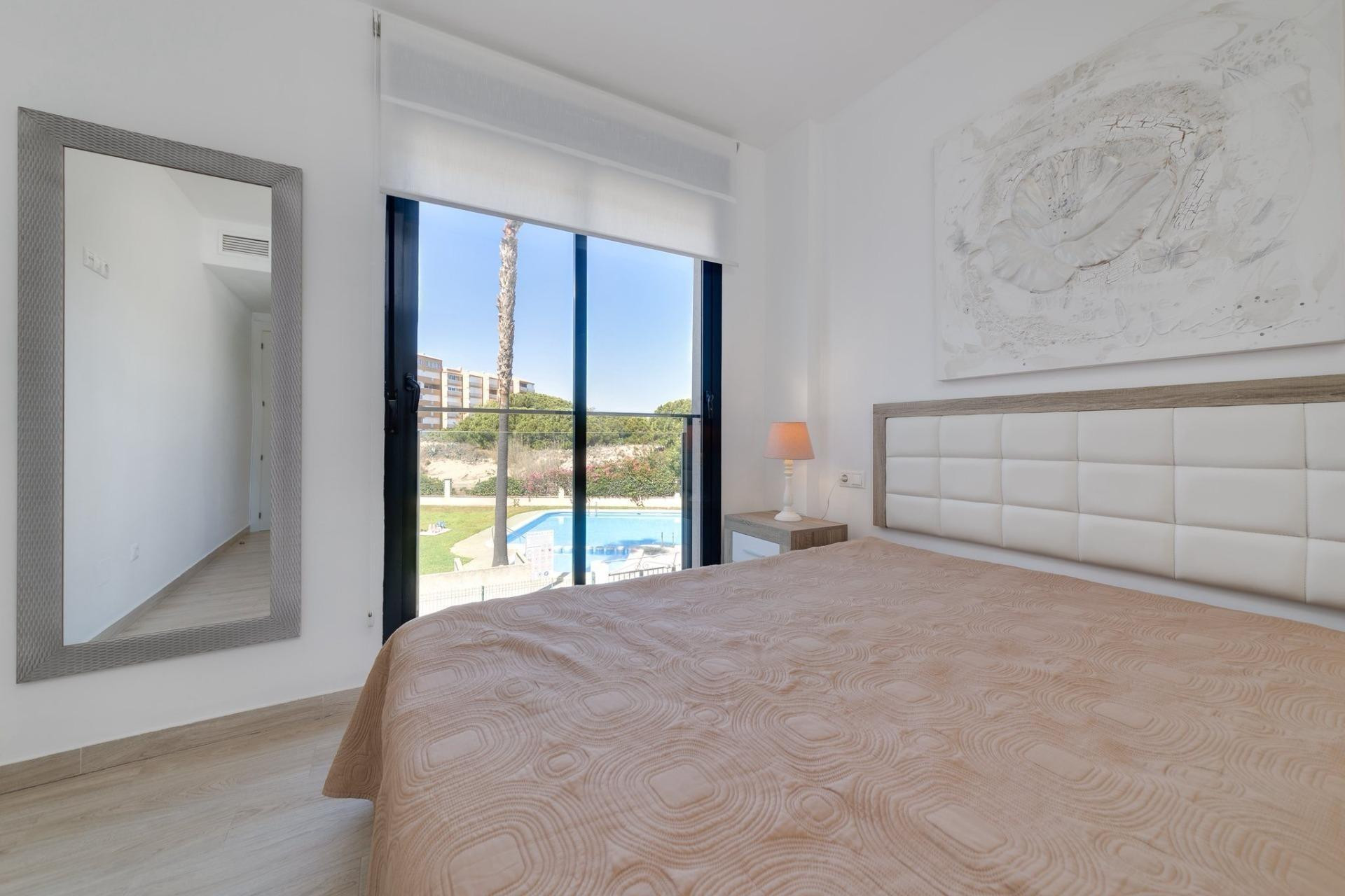 Revente - Apartment - Torrevieja - La Mata pueblo