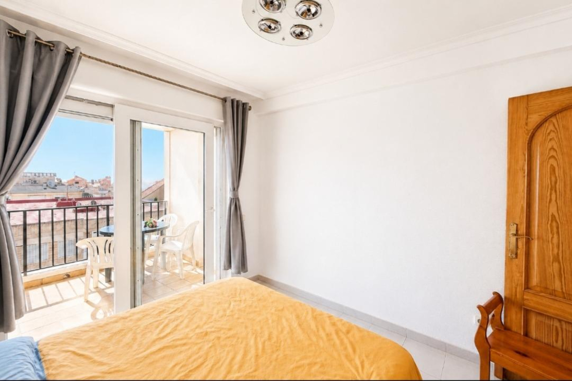 Revente - Apartment - Torrevieja - La Mata pueblo