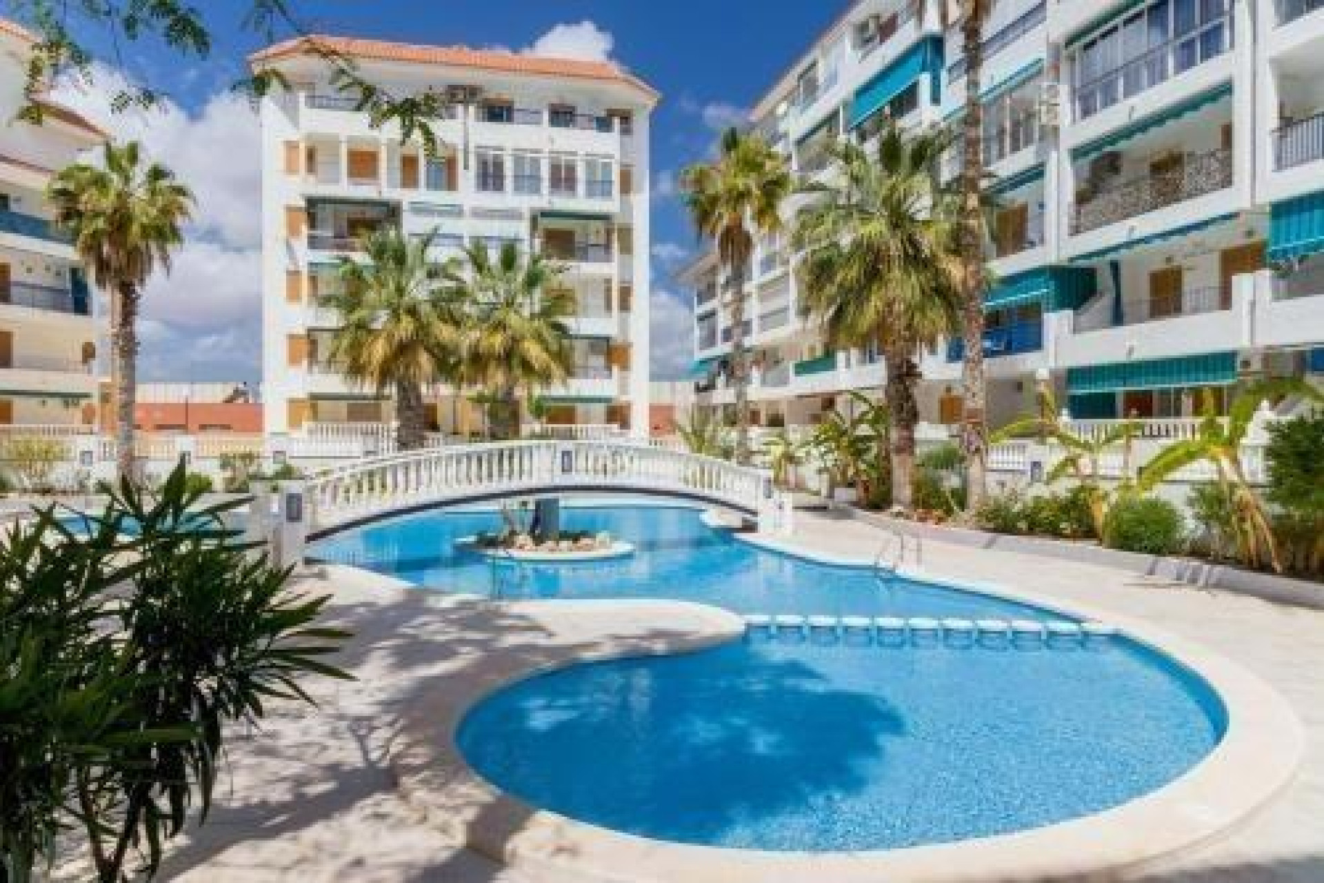 Revente - Apartment - Torrevieja - La Mata pueblo