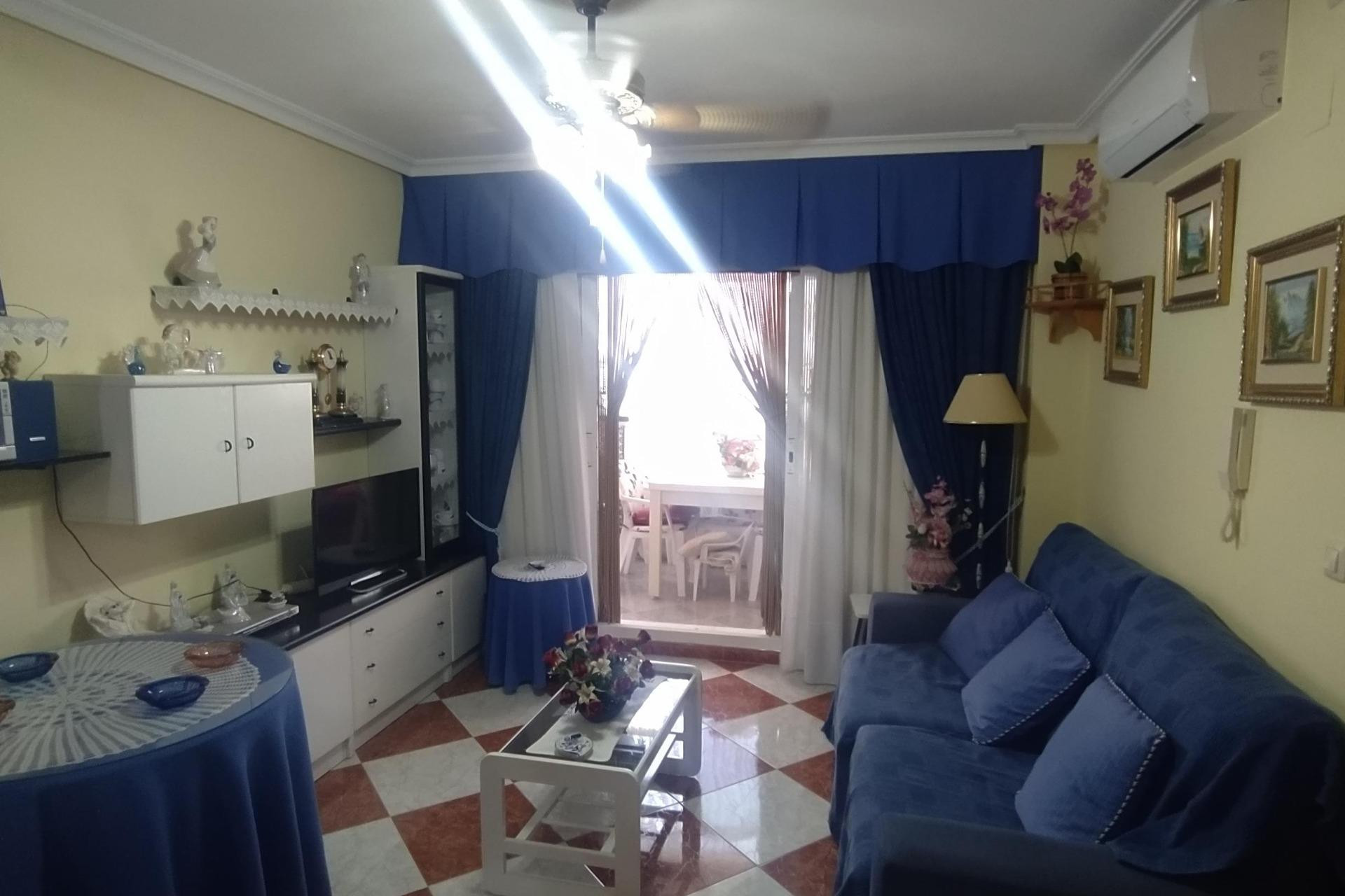 Revente - Apartment - Torrevieja - Los Europeos