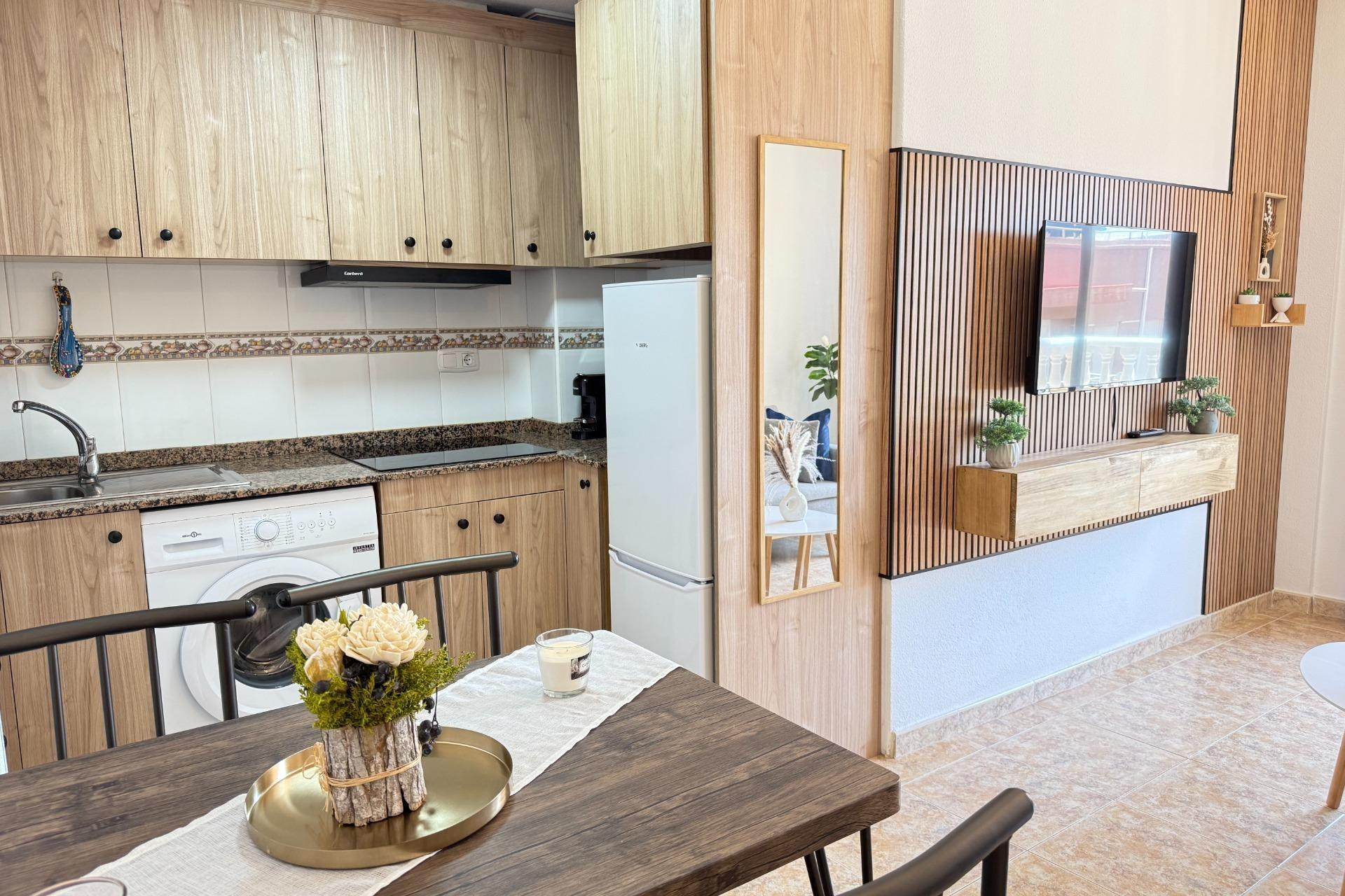 Revente - Apartment - Torrevieja - Los Europeos