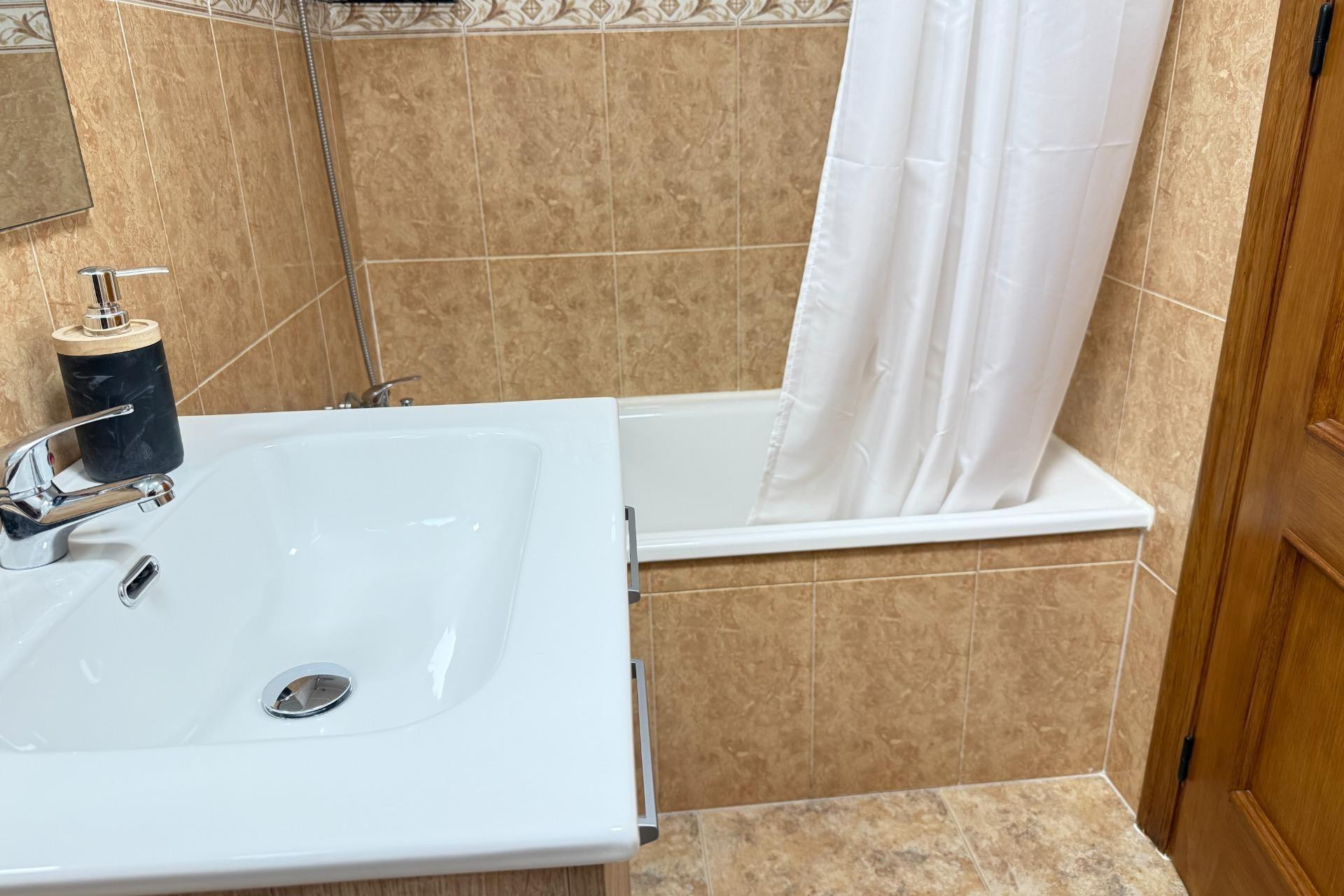 Revente - Apartment - Torrevieja - Los Europeos