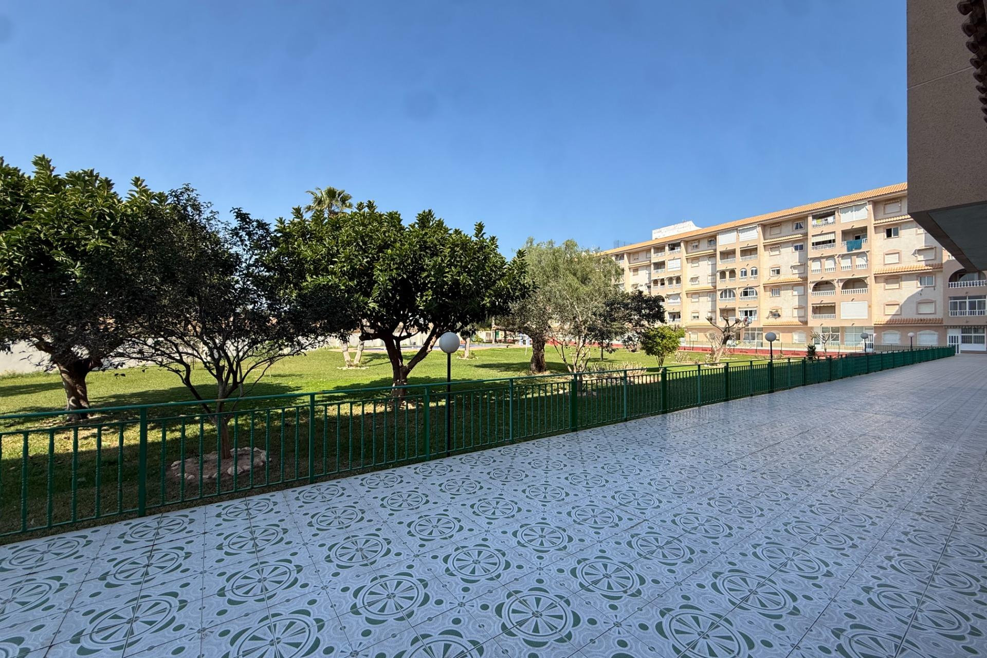 Revente - Apartment - Torrevieja - Parque de las Naciones