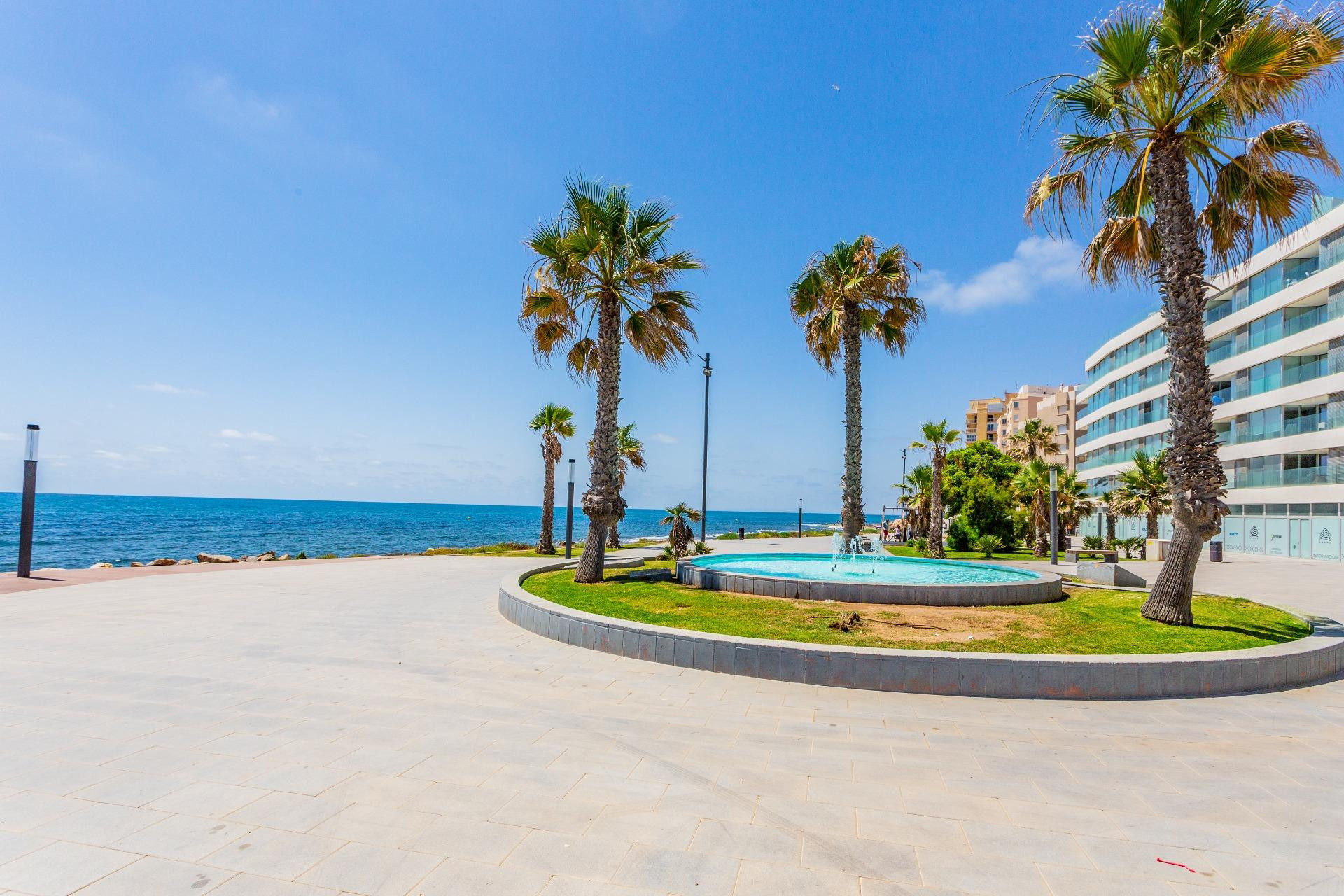 Revente - Apartment - Torrevieja - Parque de las Naciones