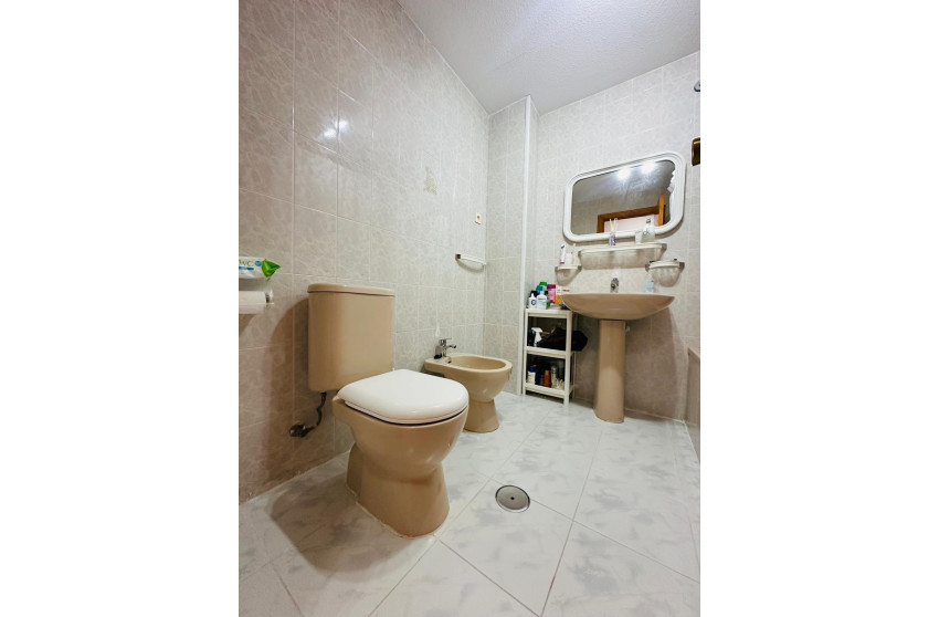 Revente - Apartment - Torrevieja - Paseo maritimo