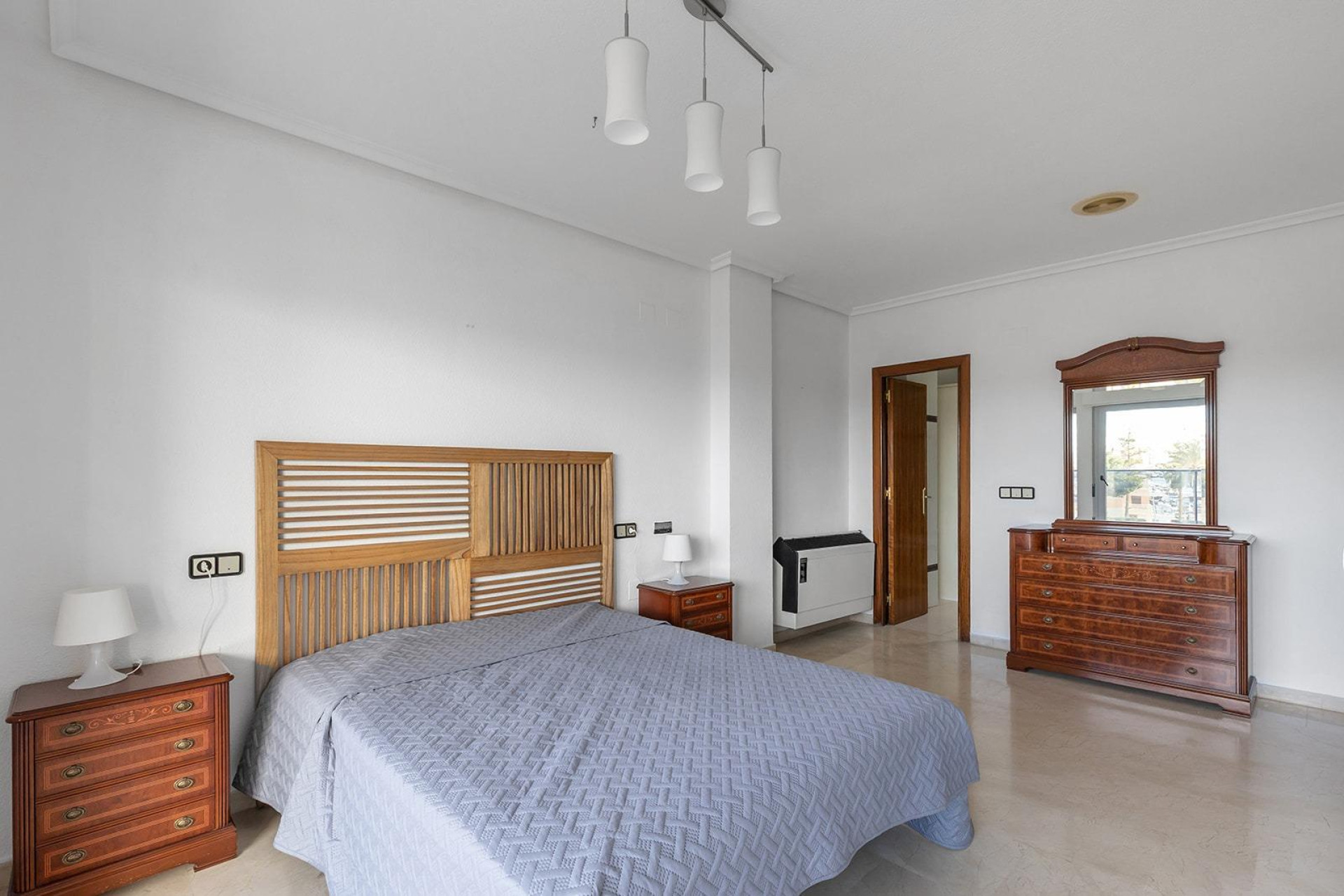 Revente - Apartment - Torrevieja - Paseo maritimo