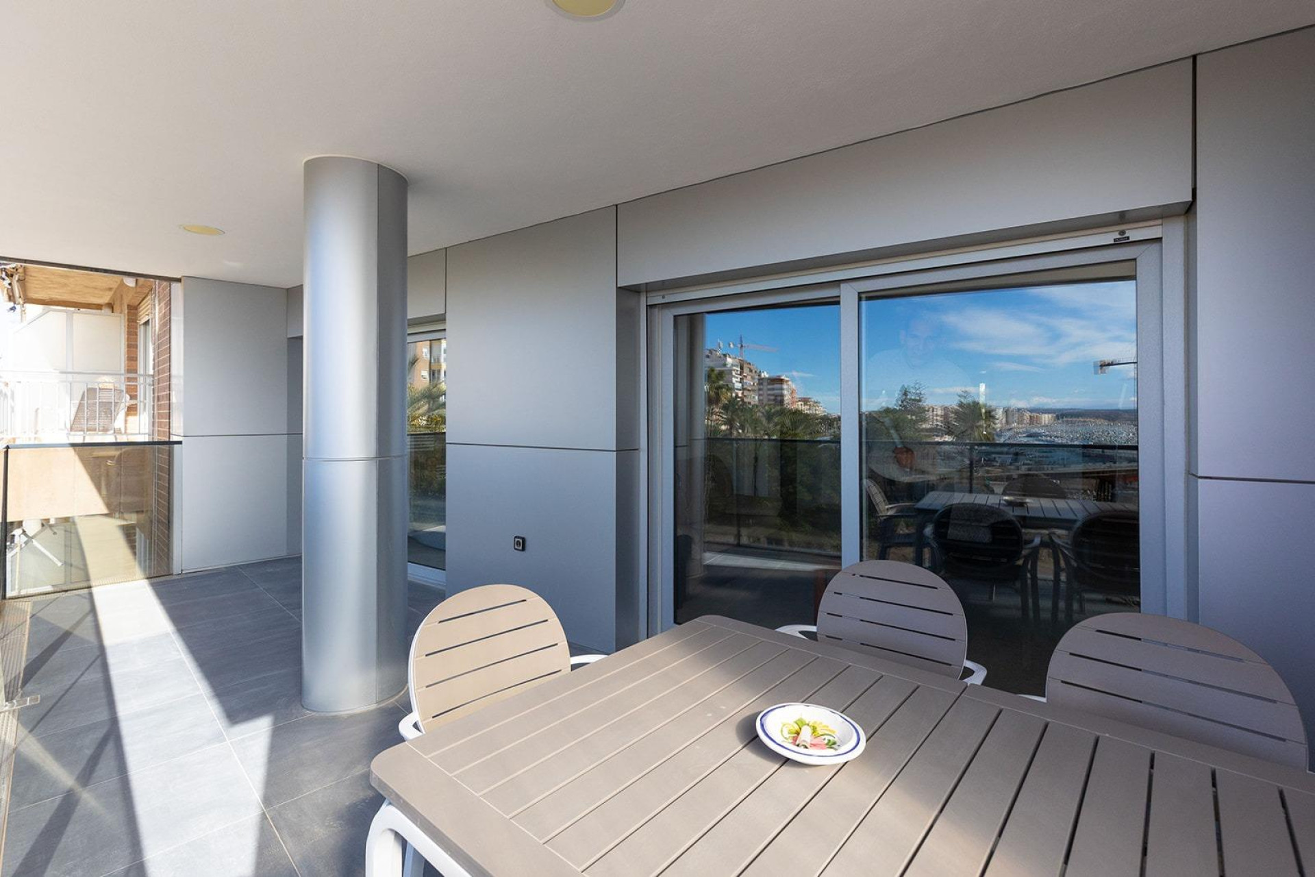 Revente - Apartment - Torrevieja - Paseo maritimo