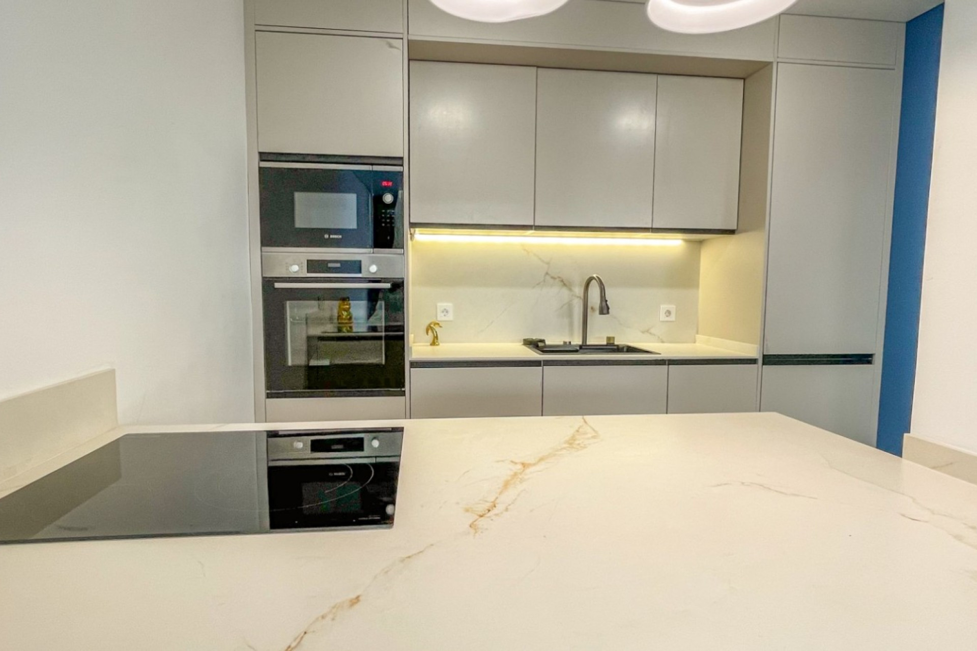 Revente - Apartment - Torrevieja - Playa Acequion
