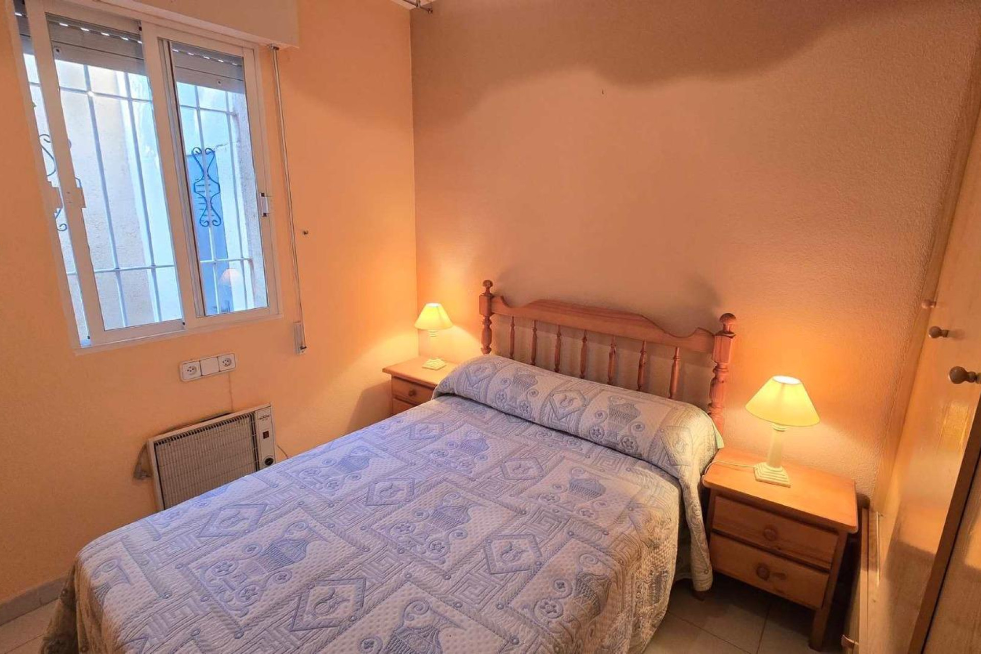 Revente - Apartment - Torrevieja - Playa de los locos