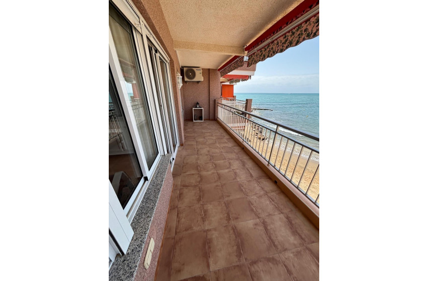 Revente - Apartment - Torrevieja - Playa de los locos