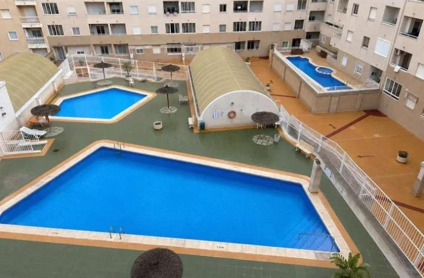 Revente - Apartment - Torrevieja - Playa de los locos