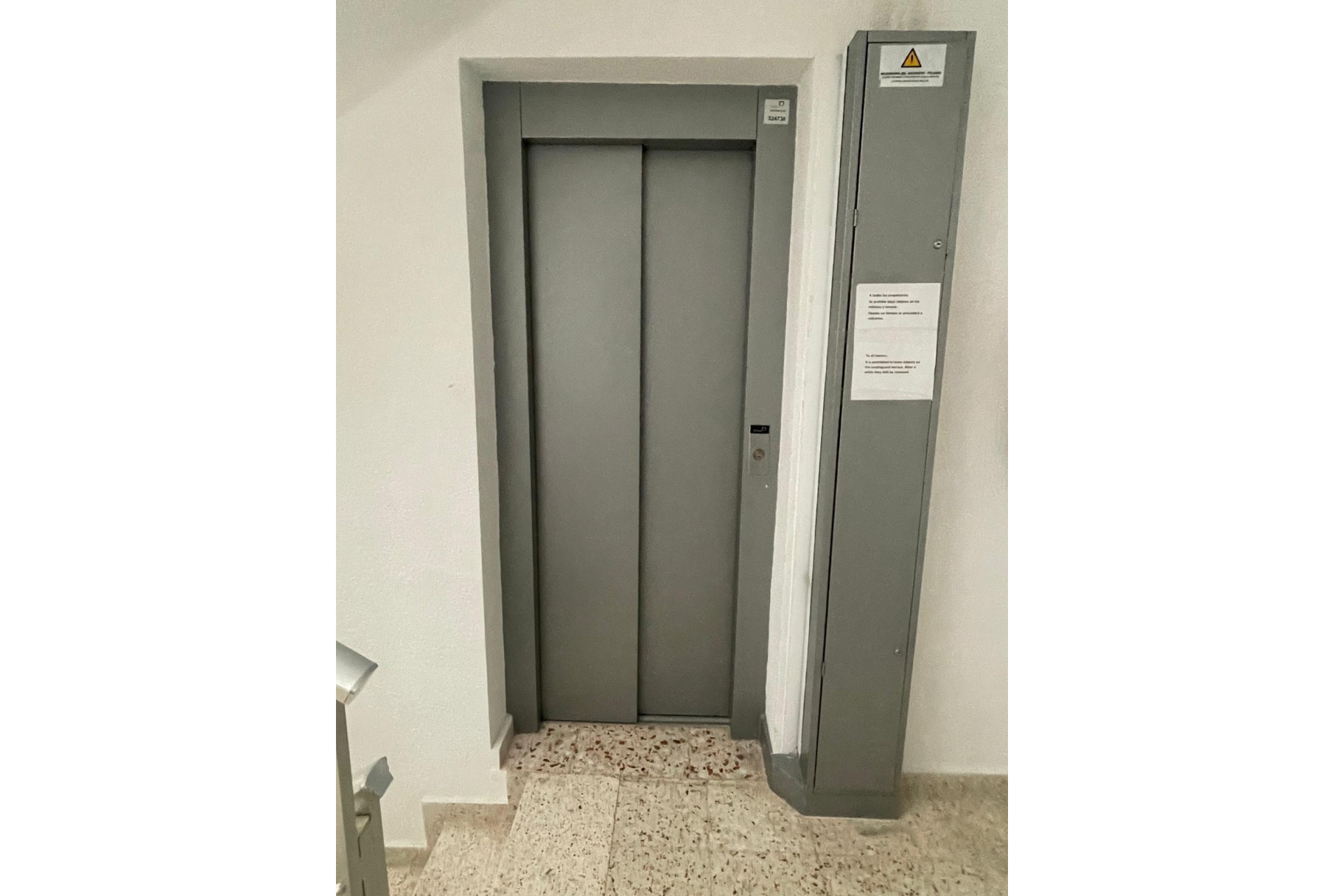 Revente - Apartment - Torrevieja - Playa de los Naufragos