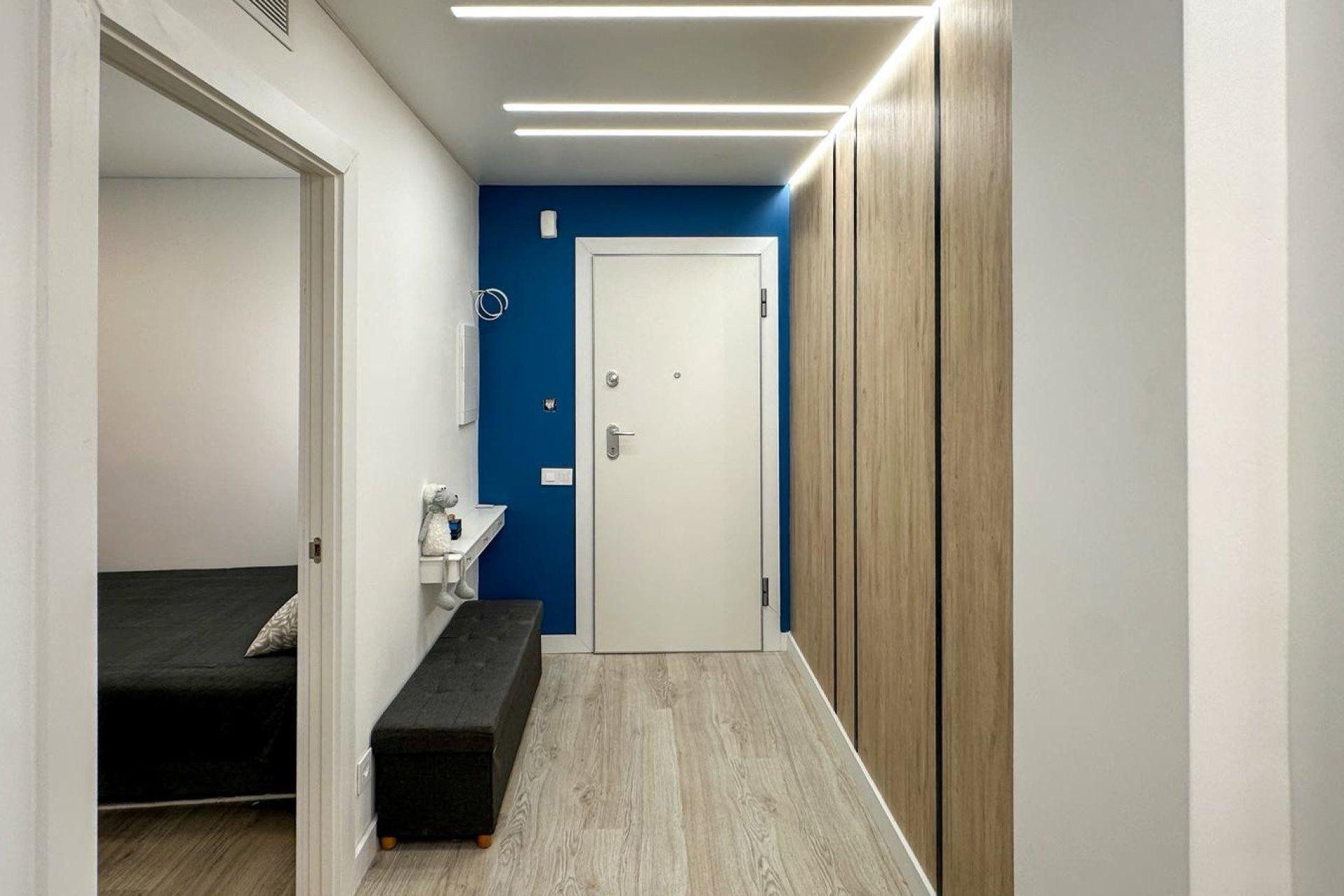 Revente - Apartment - Torrevieja - Playa de los Naufragos