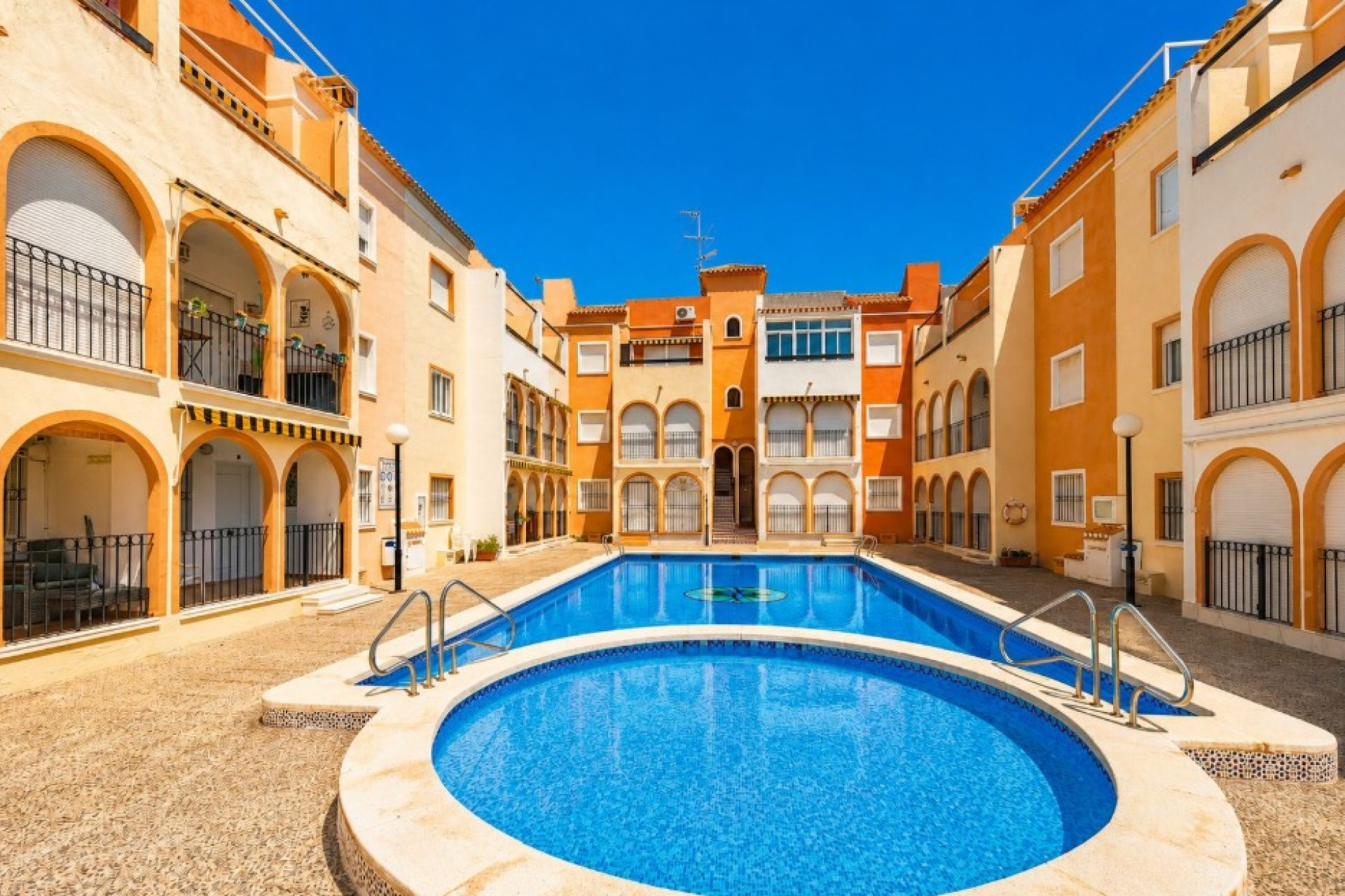Revente - Apartment - Torrevieja - Playa de los Naufragos