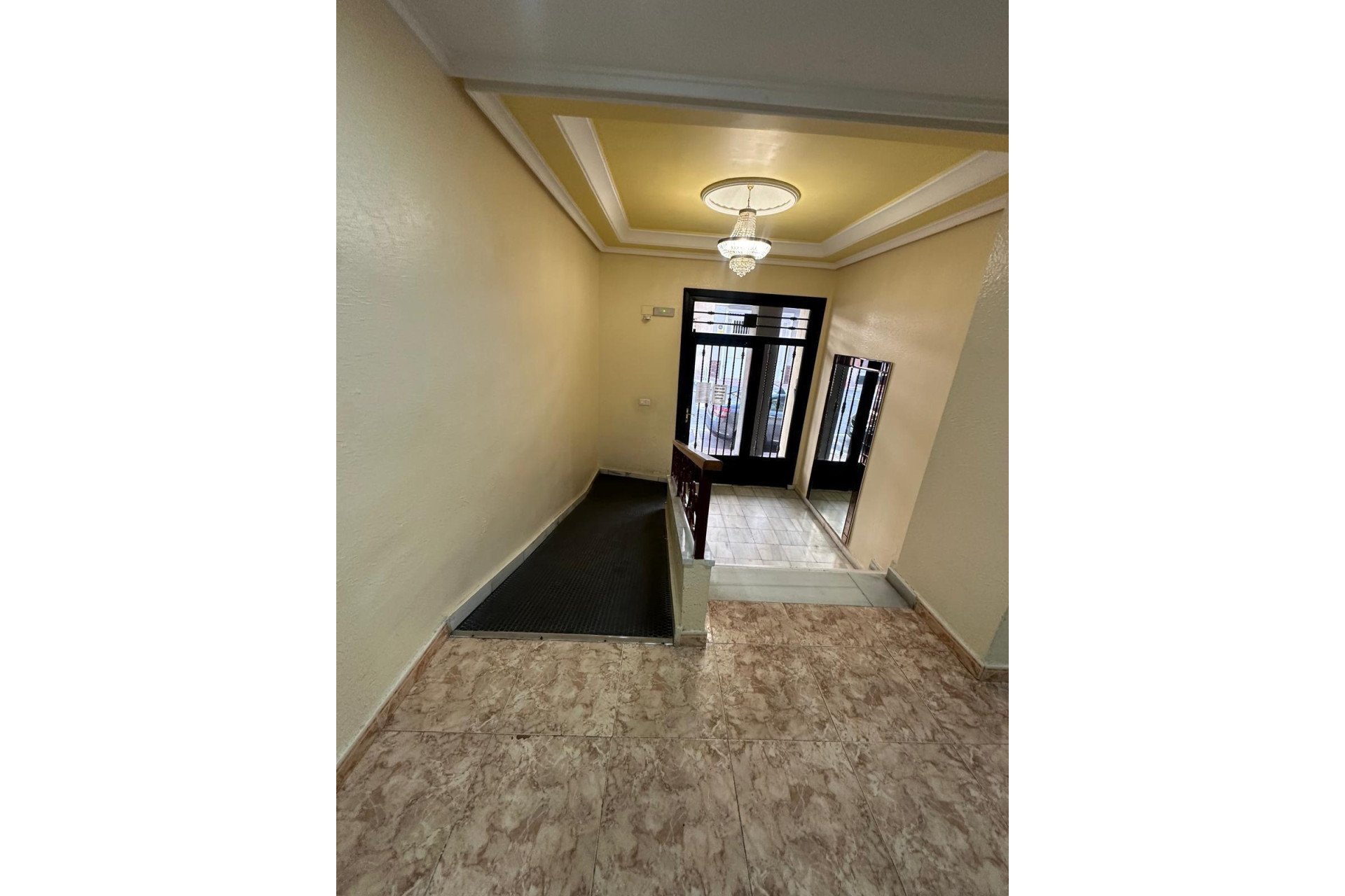 Revente - Apartment - Torrevieja - Playa del cura