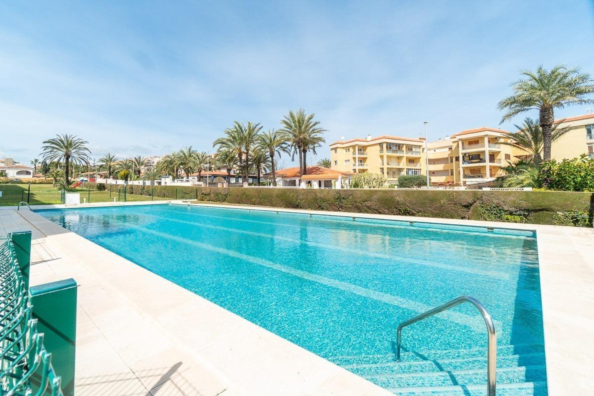Revente - Apartment - Torrevieja - Punta prima