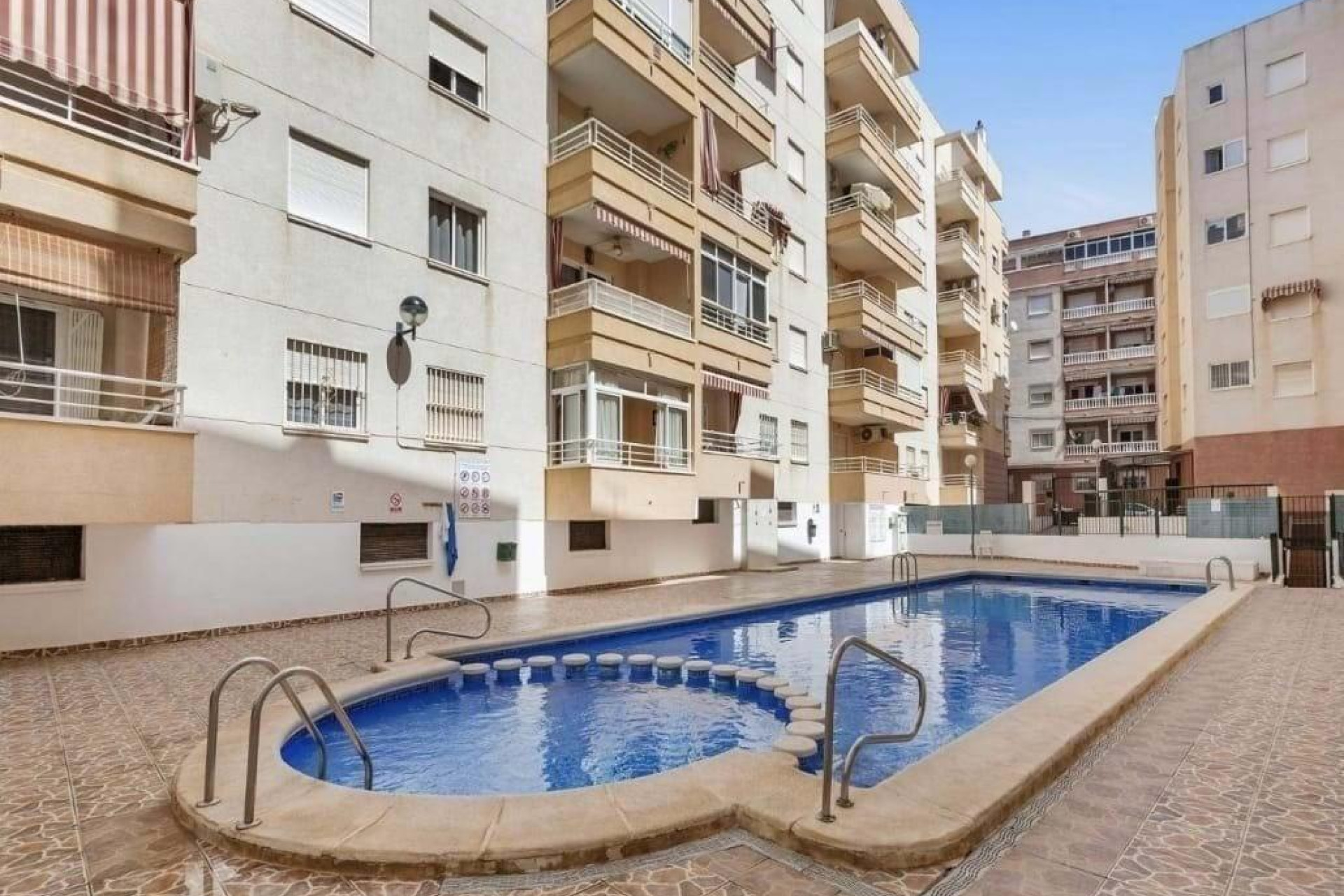 Revente - Apartment - Torrevieja - torrevieja