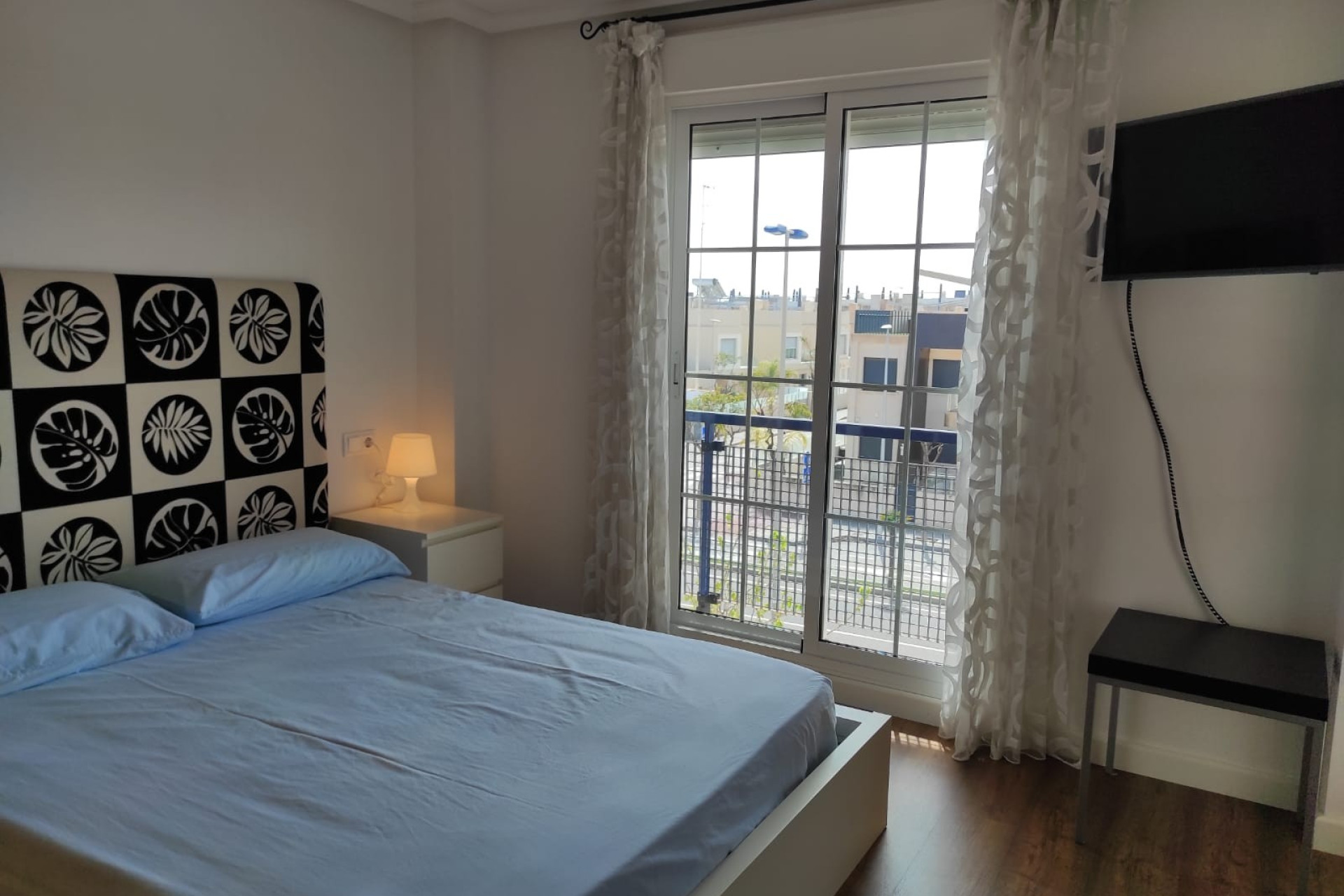 Revente - Apartments - Mil Palmeras