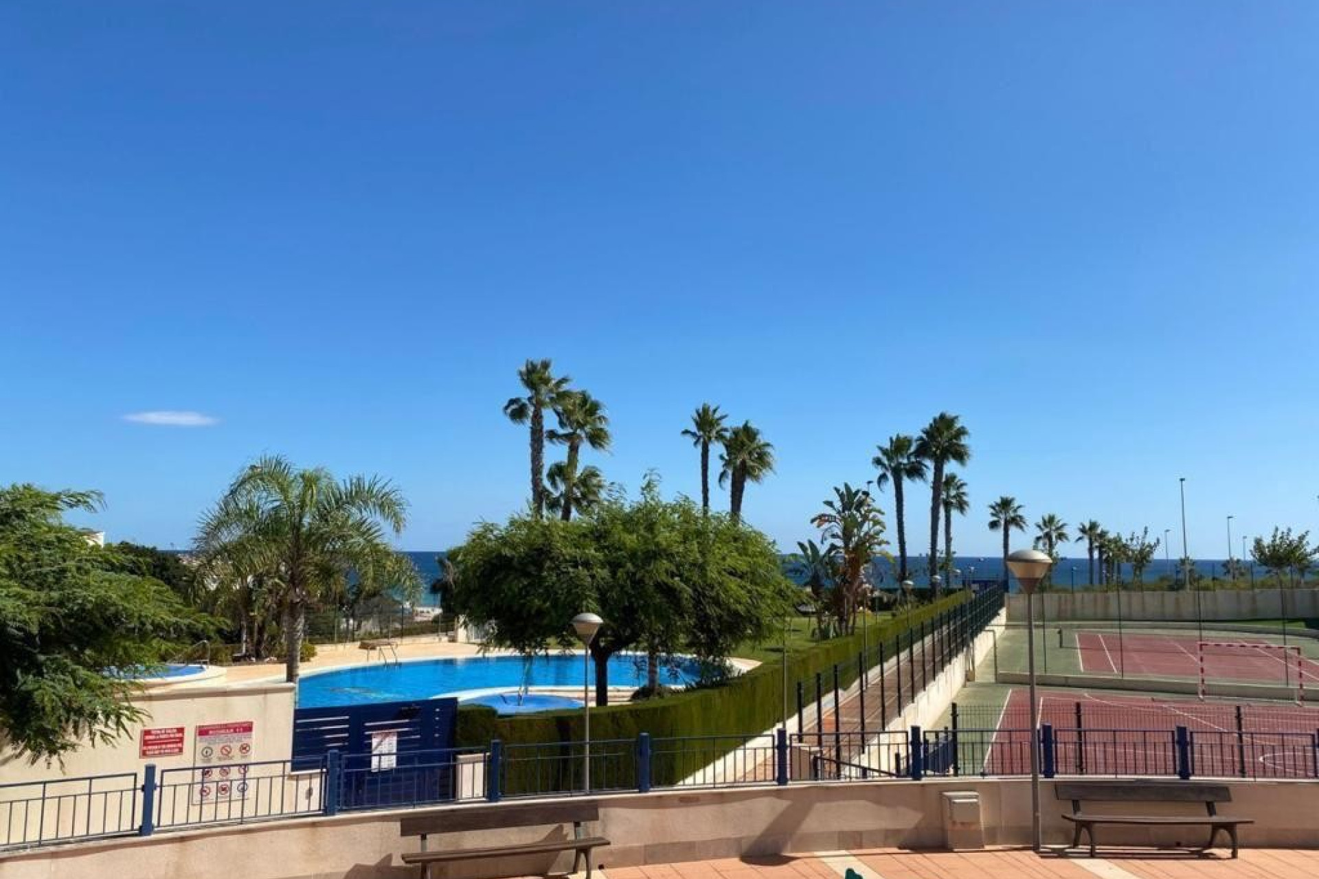 Revente - Apartments - Mil Palmeras